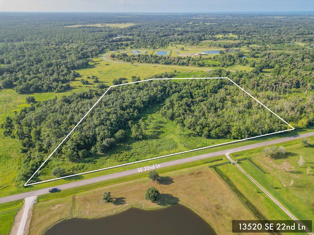 View details of listing 13520 SE 22nd Lane, Okeechobee, FL 34974 Okeechobee with MLS# 