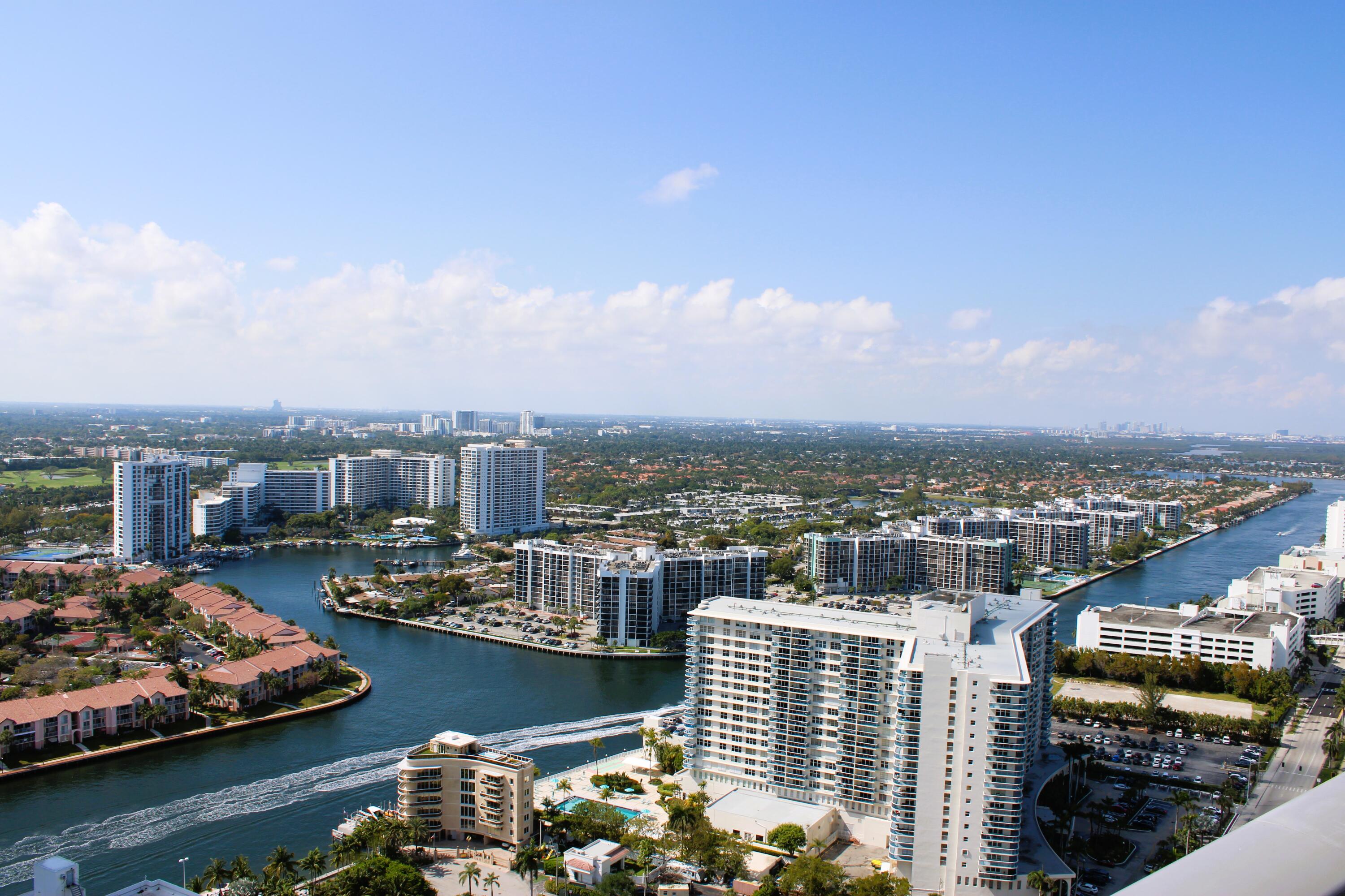 View details of listing 4111 S Ocean Drive 3011, Hollywood, FL 33019 Hollywood with MLS# 