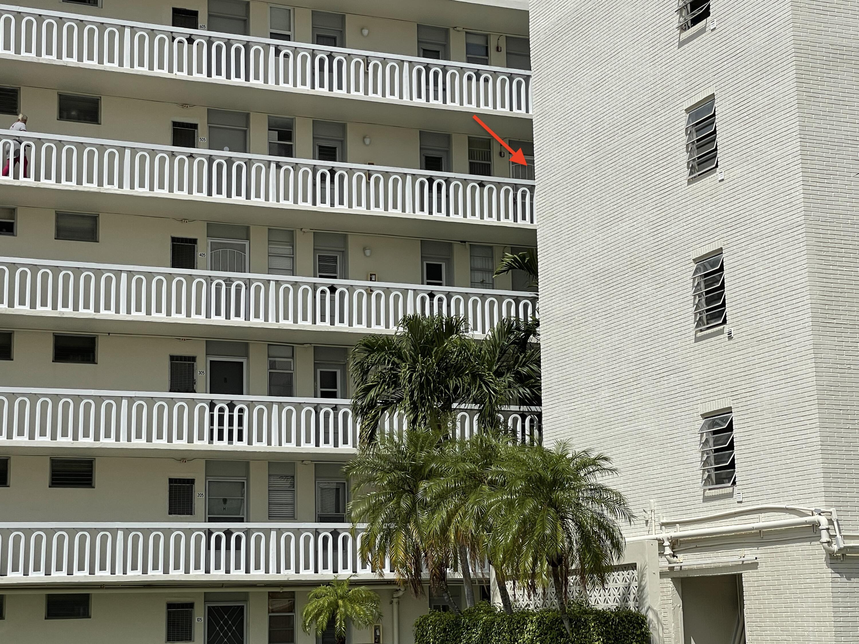 View details of listing 2855 Leonard Drive H506, Aventura, FL 33160 Aventura with MLS#