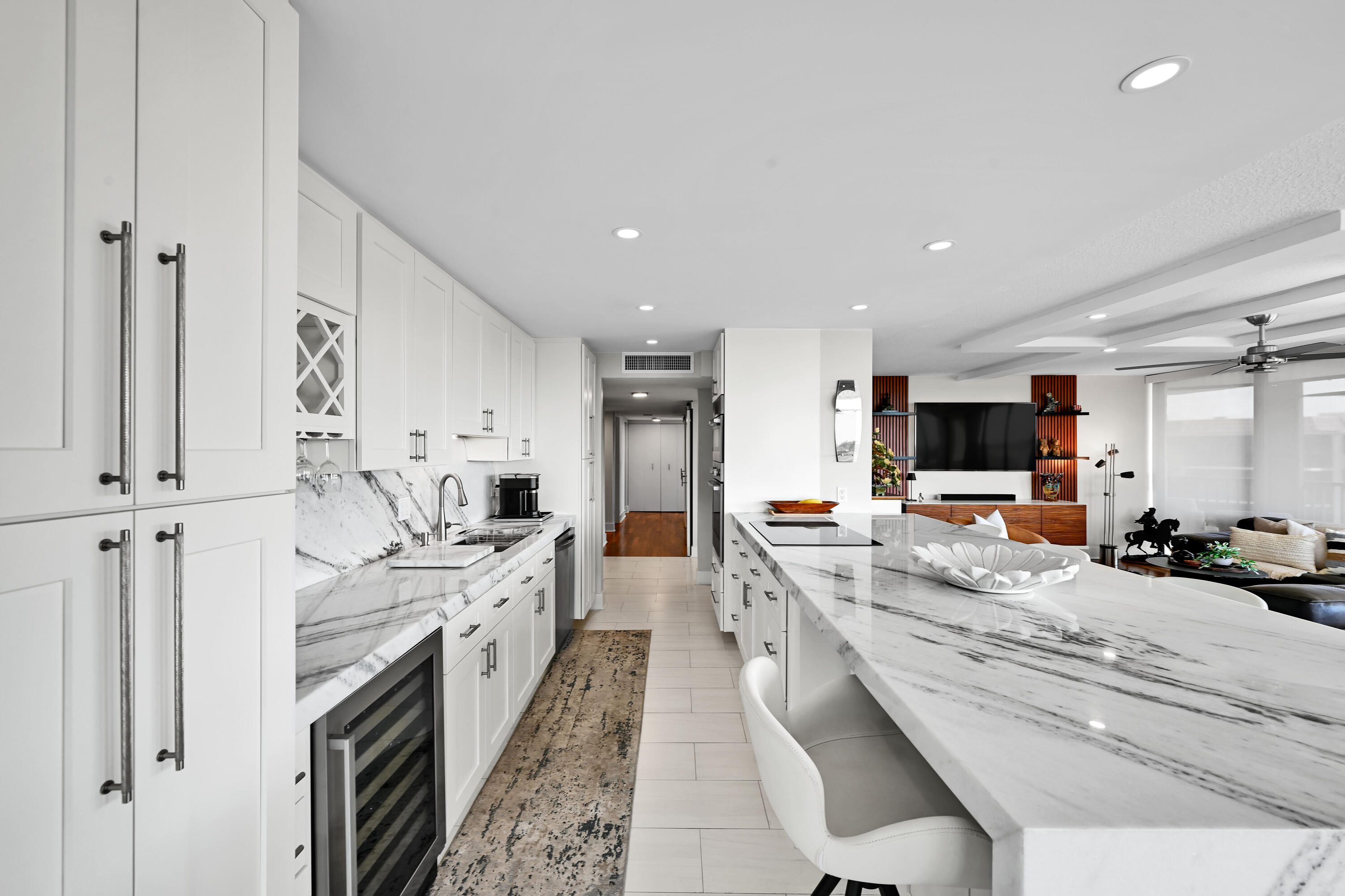 View details of listing 800 Jeffery Street 411, Boca Raton, FL 33487 Boca Raton with MLS#
