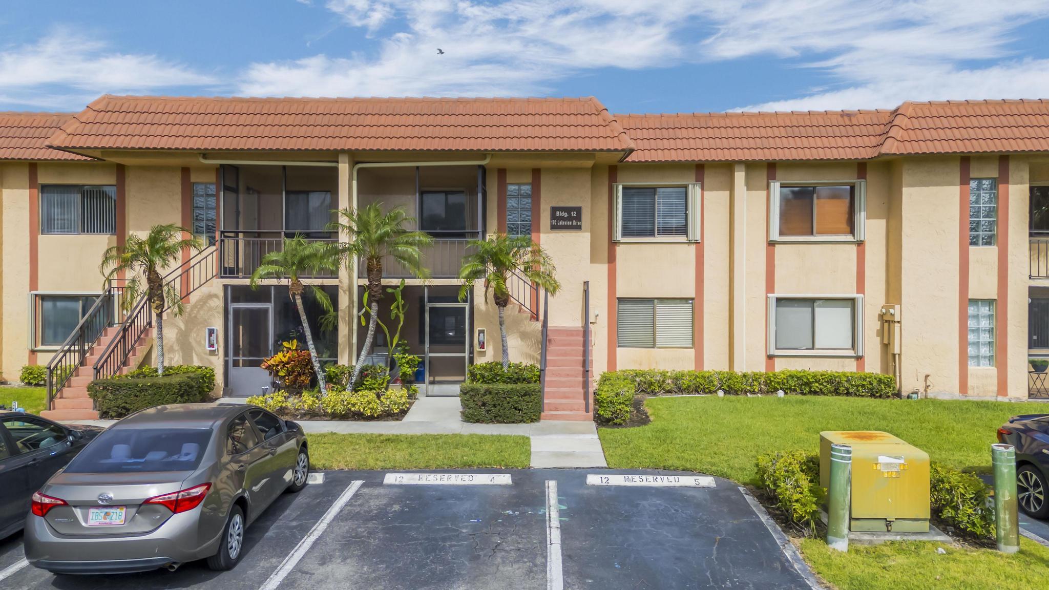 View details of listing 170 Lakeview Drive 203, Weston, FL 33326 Weston with MLS#