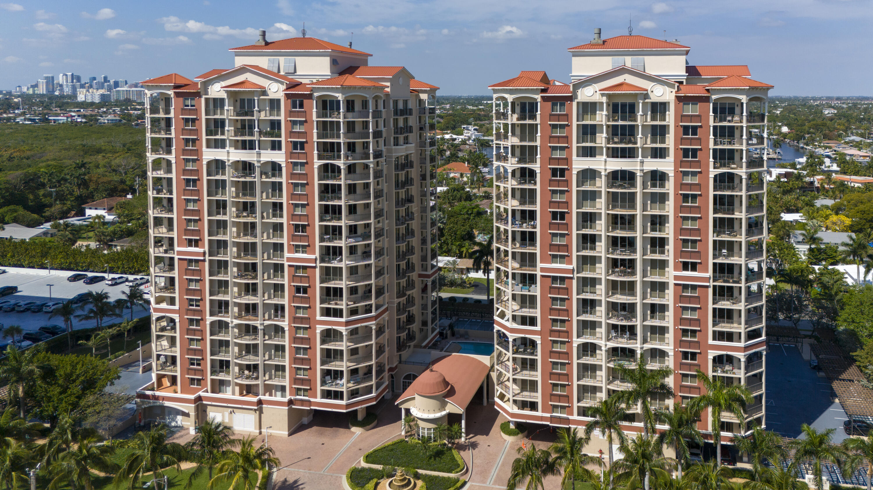 View details of listing 2001 N Ocean Boulevard 702s, Fort Lauderdale, FL 33305 Fort Lauderdale with MLS#