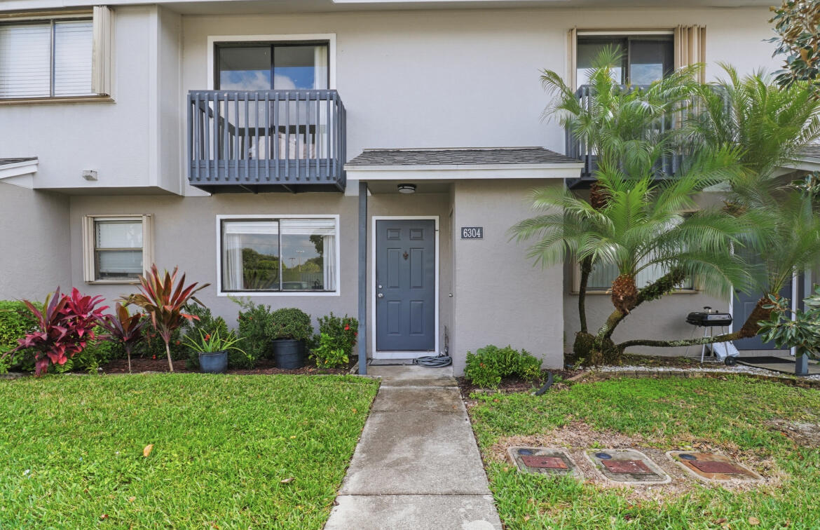 View details of listing 6304 Dockside Circle, Greenacres, FL 33463 Greenacres with MLS#