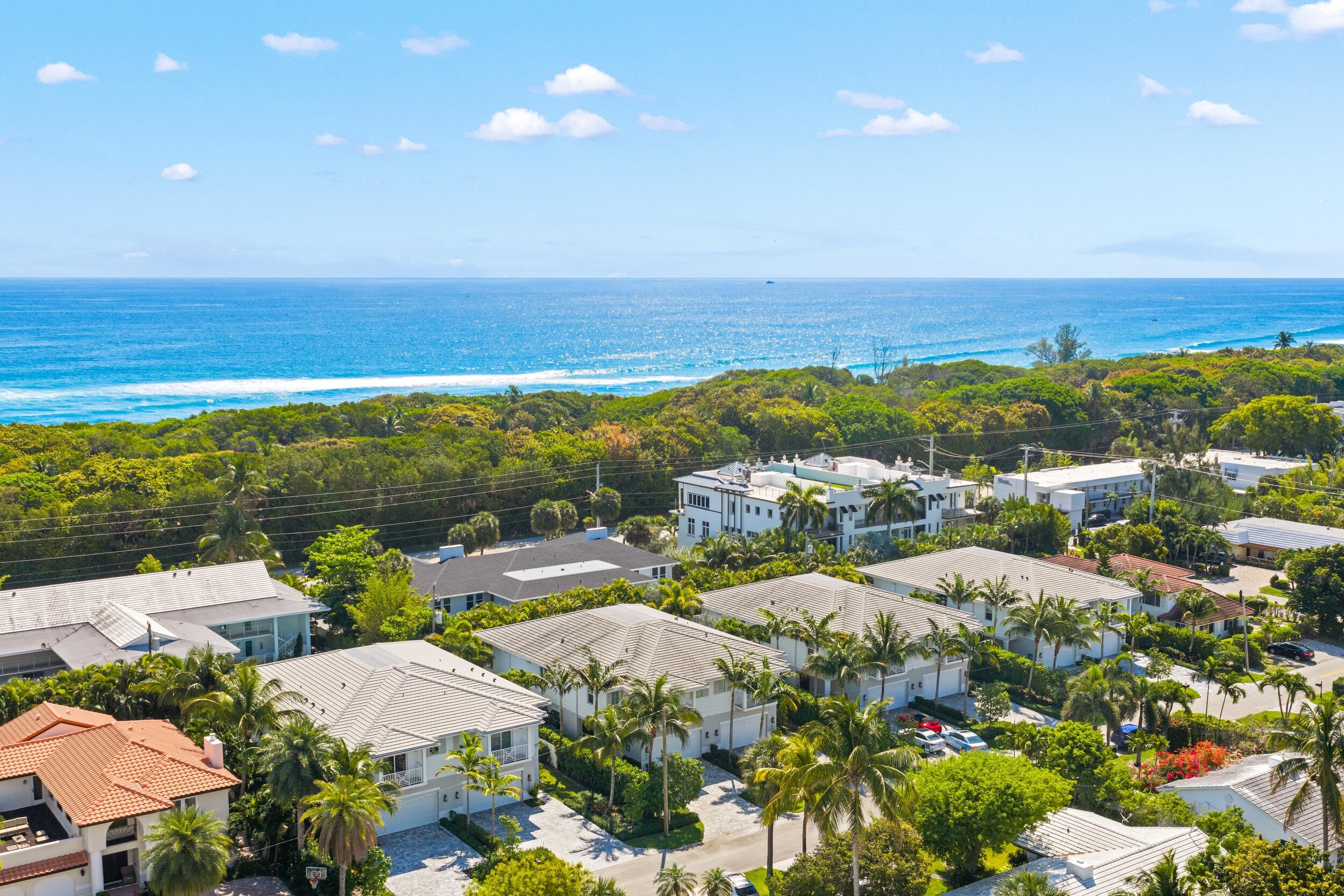 View details of listing 444 NE Wavecrest Way, Boca Raton, FL 33432 Boca Raton with MLS#