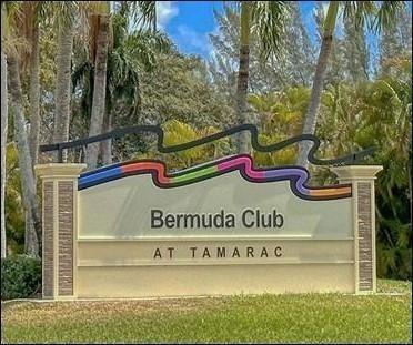 View details of listing 5750 NW 64th Avenue 201, Tamarac, FL 33319 Tamarac with MLS#