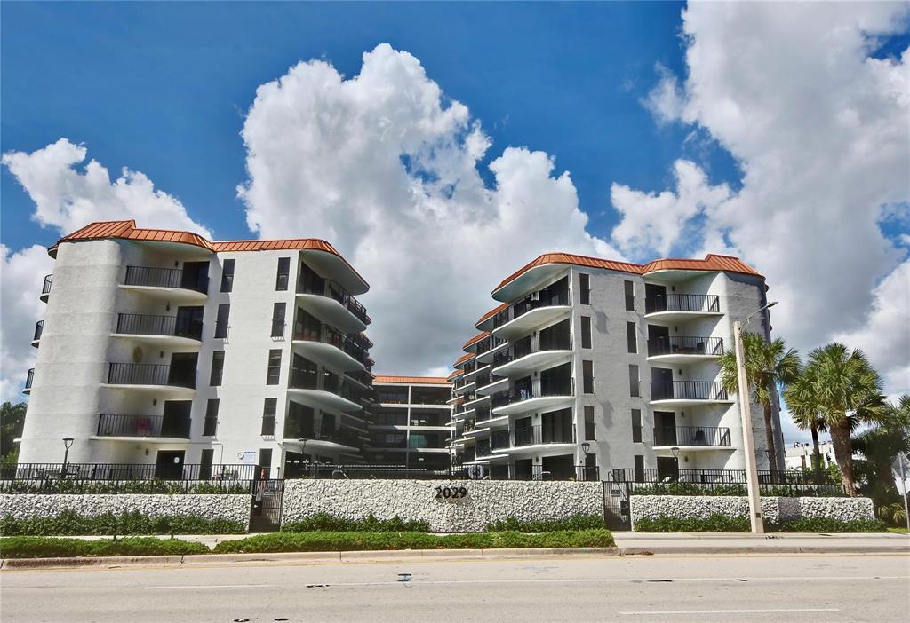 View details of listing 2029 N Ocean Boulevard 505, Fort Lauderdale, FL 33305 Fort Lauderdale with MLS#