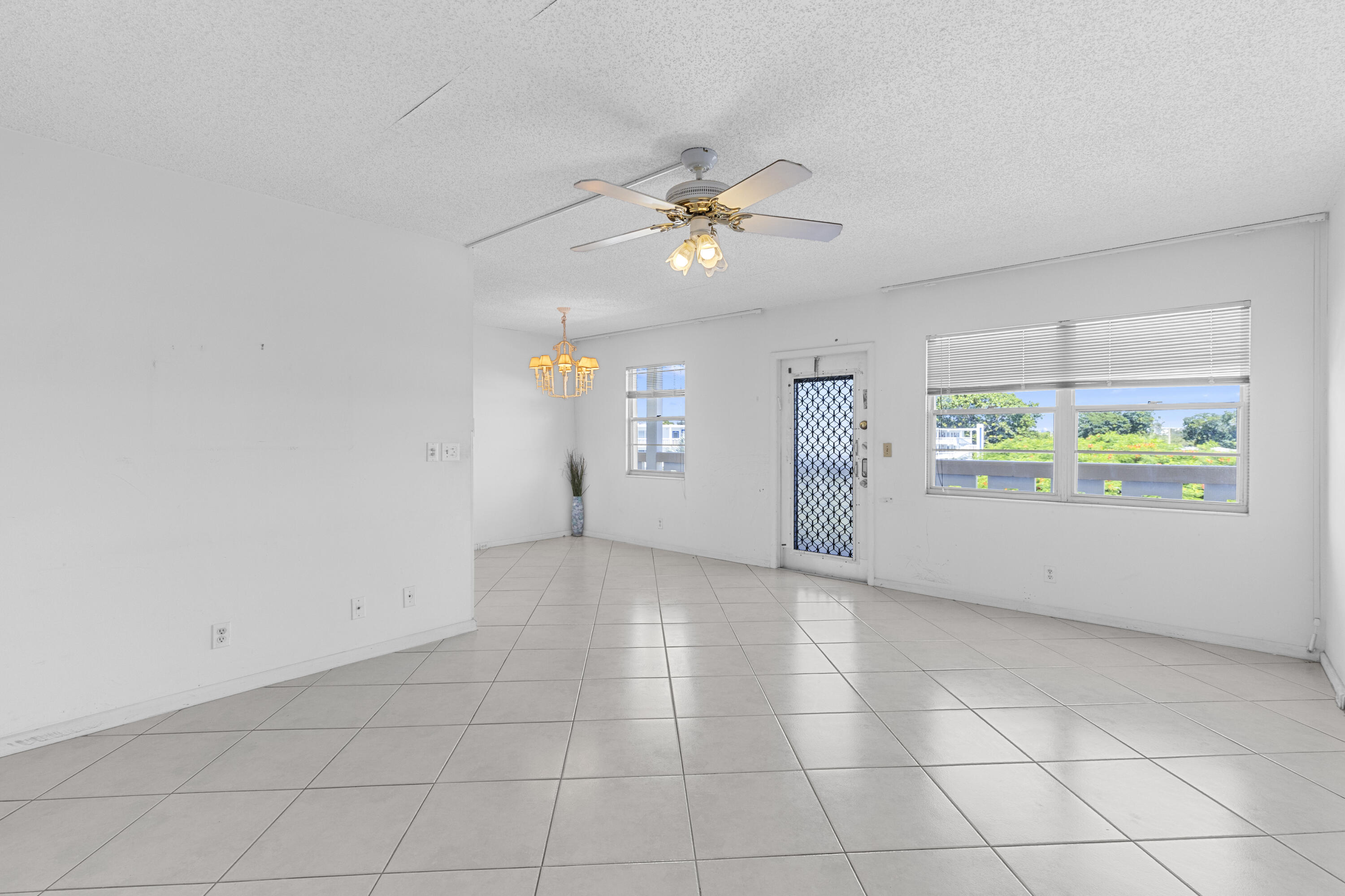 View details of listing 4096 Westbury H 4096, Deerfield Beach, FL 33442 Deerfield Beach with MLS#