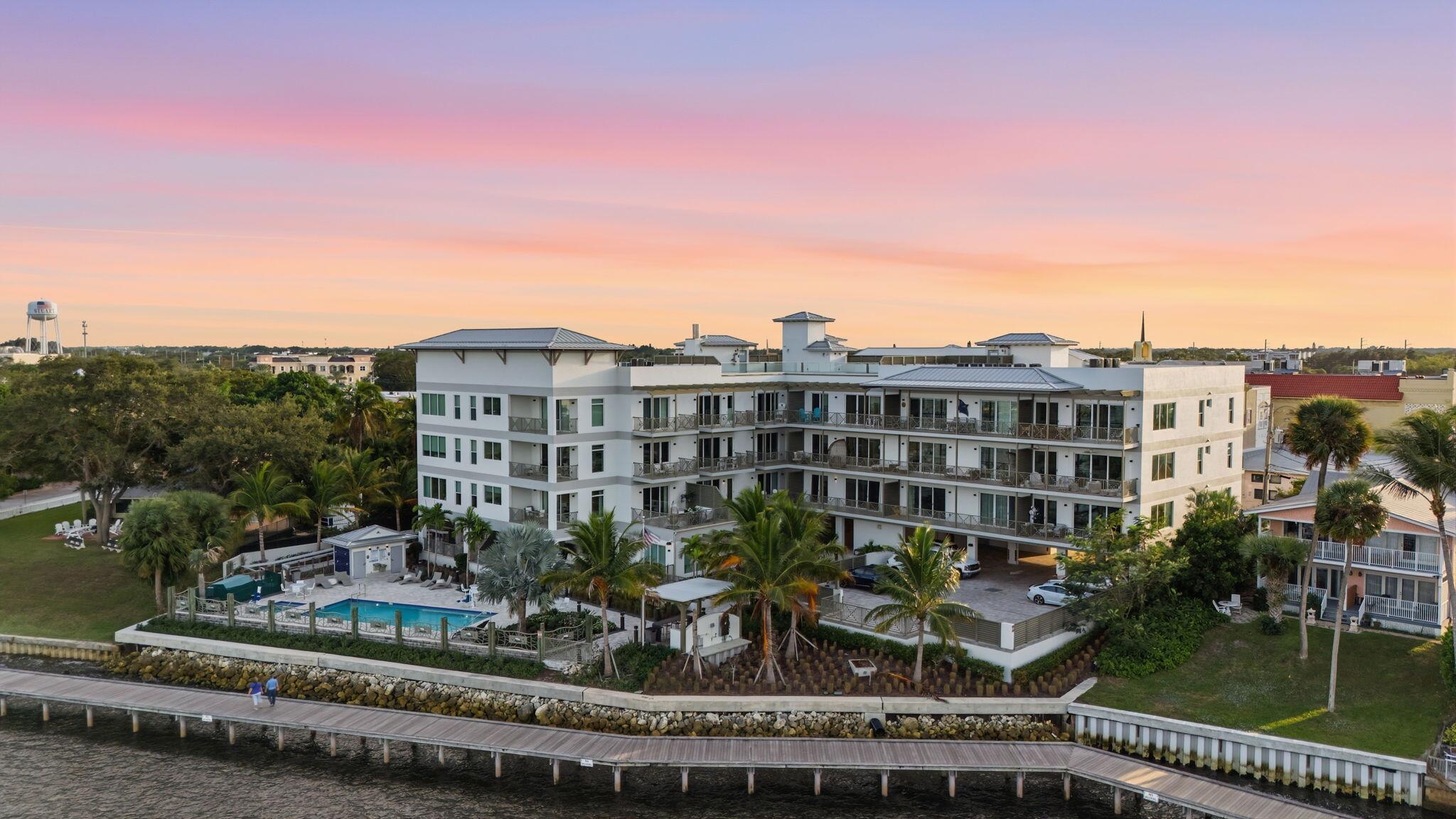 View details of listing 41 SW Seminole Street 204, Stuart, FL 34994 Stuart with MLS#