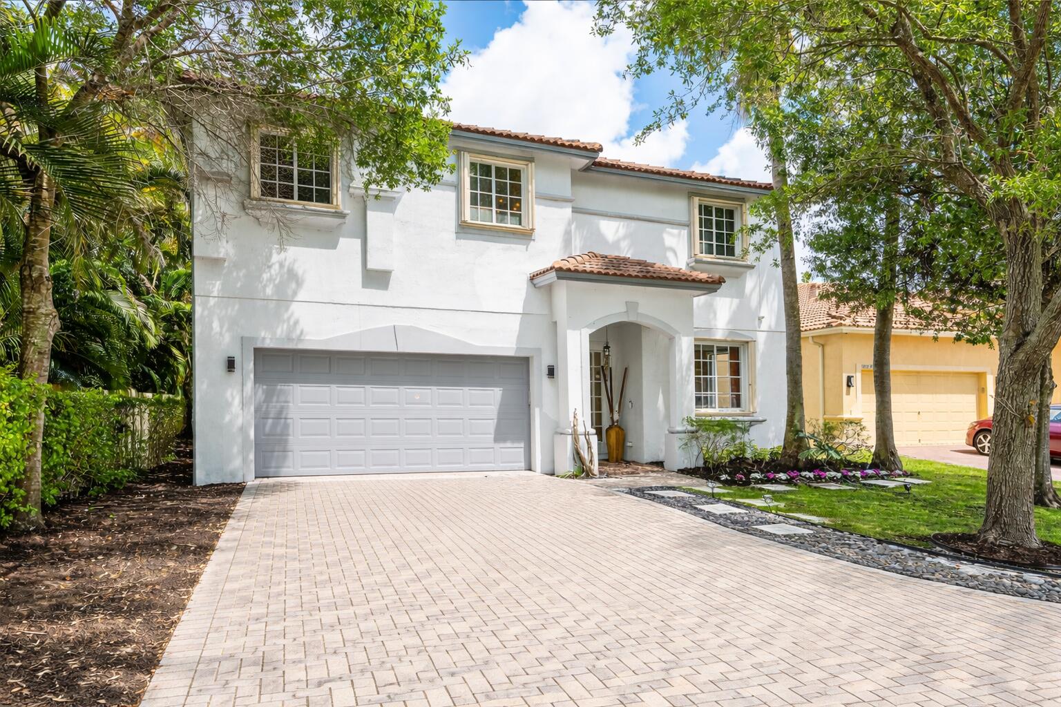View details of listing 10223 Boca Vista Drive, Boca Raton, FL 33498 Boca Raton with MLS#