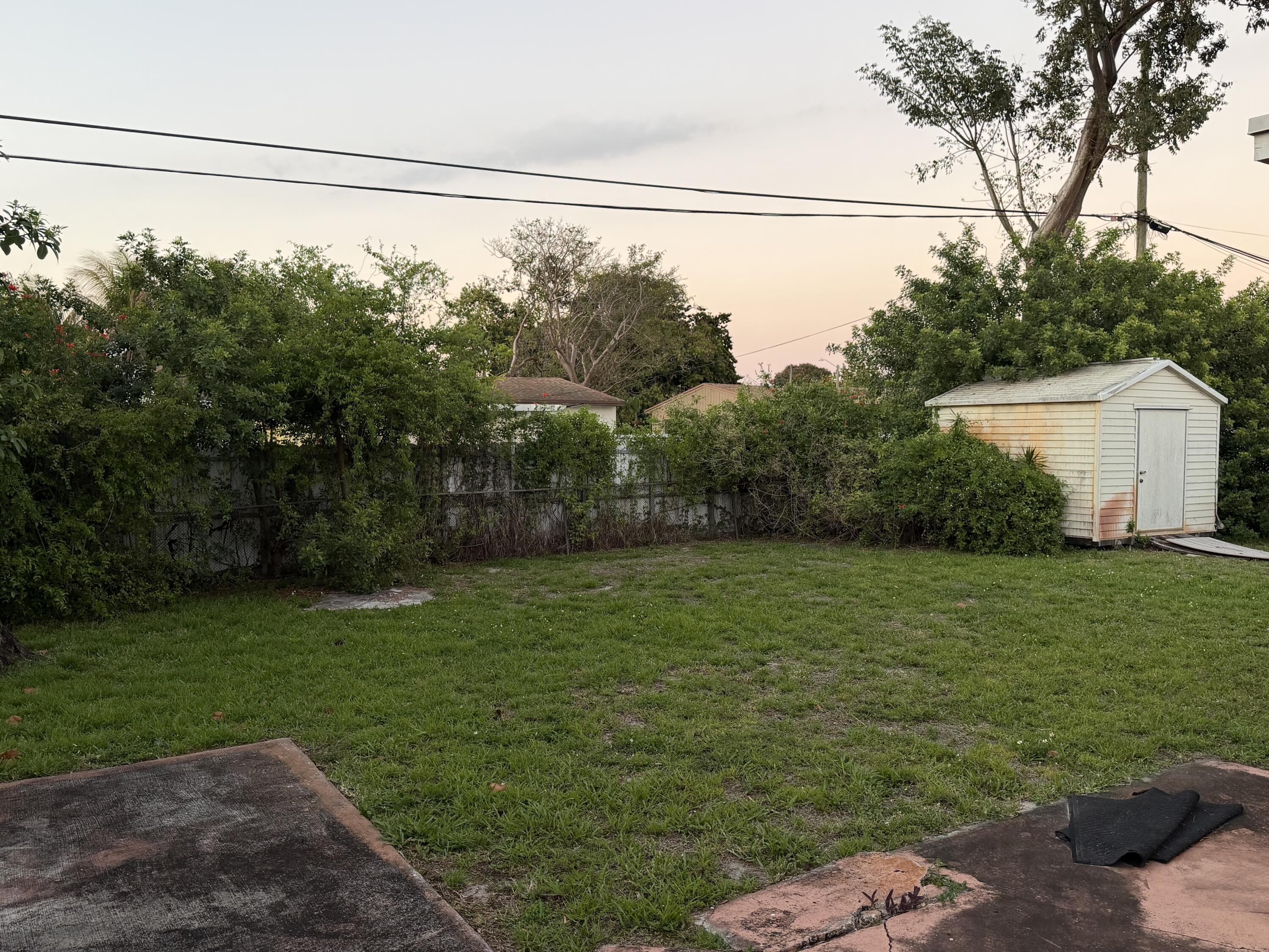 View details of listing 3011 NW 157th Terrace, Miami Gardens, FL 33054 Miami Gardens with MLS#
