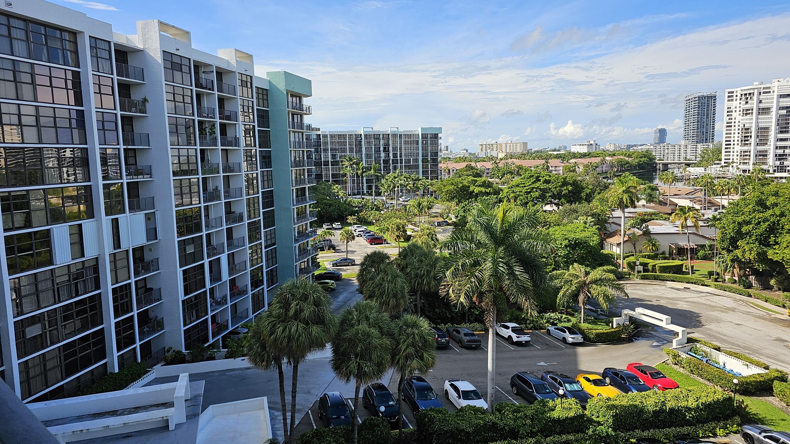 Listing  400 Leslie Drive 807, Hallandale Beach, FL 33009, Hallandale Beach, FL 33009