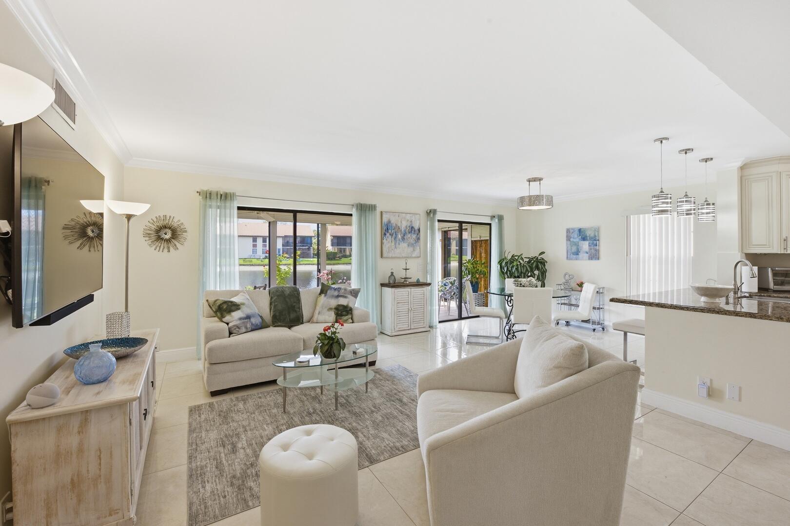 View details of listing 10223 N Circle Lake Drive 102, Boynton Beach, FL 33437 Boynton Beach with MLS#