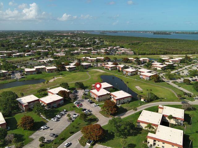 View details of listing 66 Woodland Drive 204, Vero Beach, FL 32962 Vero Beach with MLS#