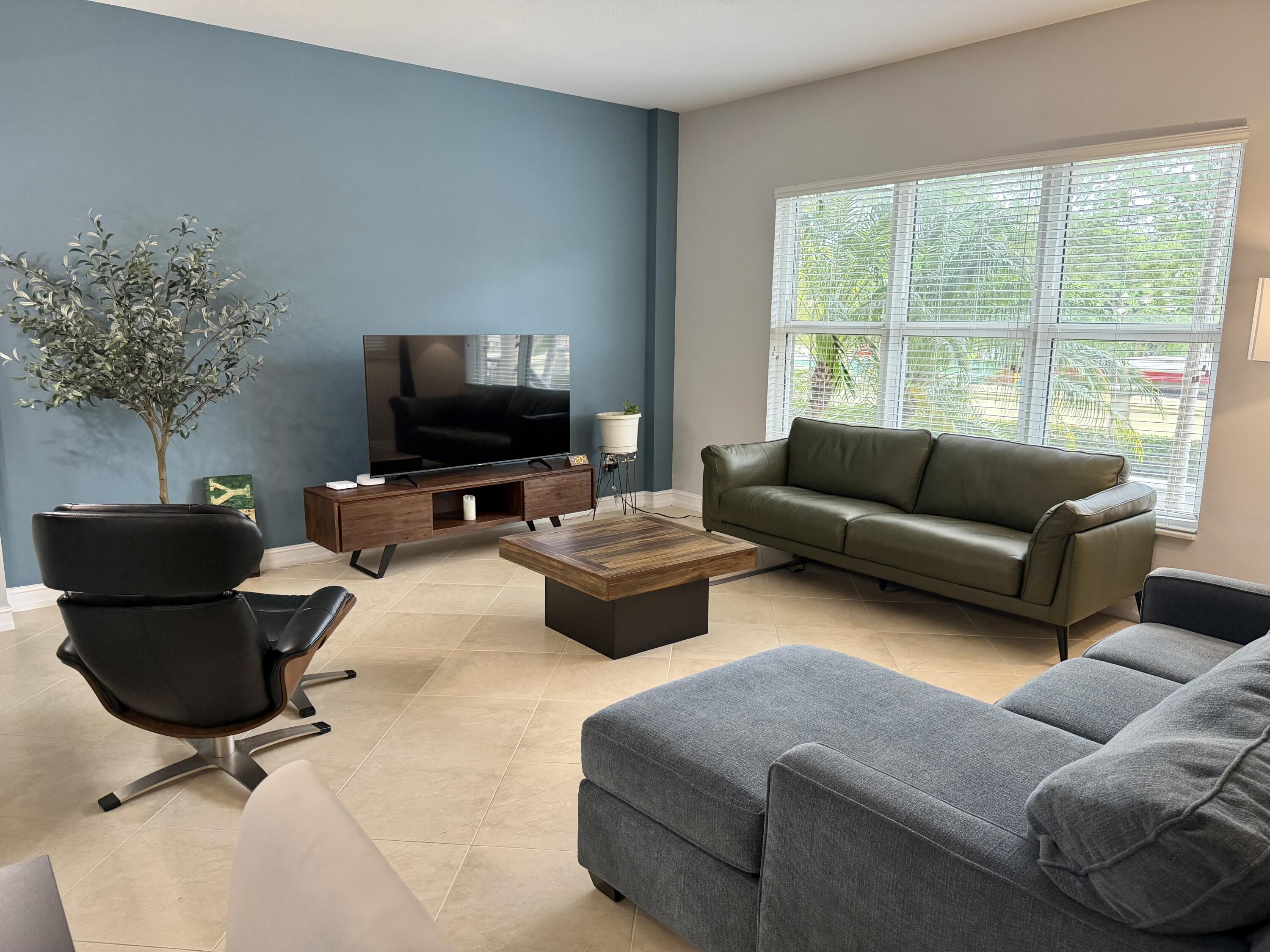 Listing  2609 NE 14th Avenue 106, Wilton Manors, FL 33334, Wilton Manors, FL 33334