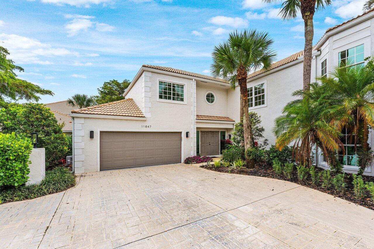 View details of listing 11847 Pebblewood Drive, Wellington, FL 33414 Wellington with MLS#