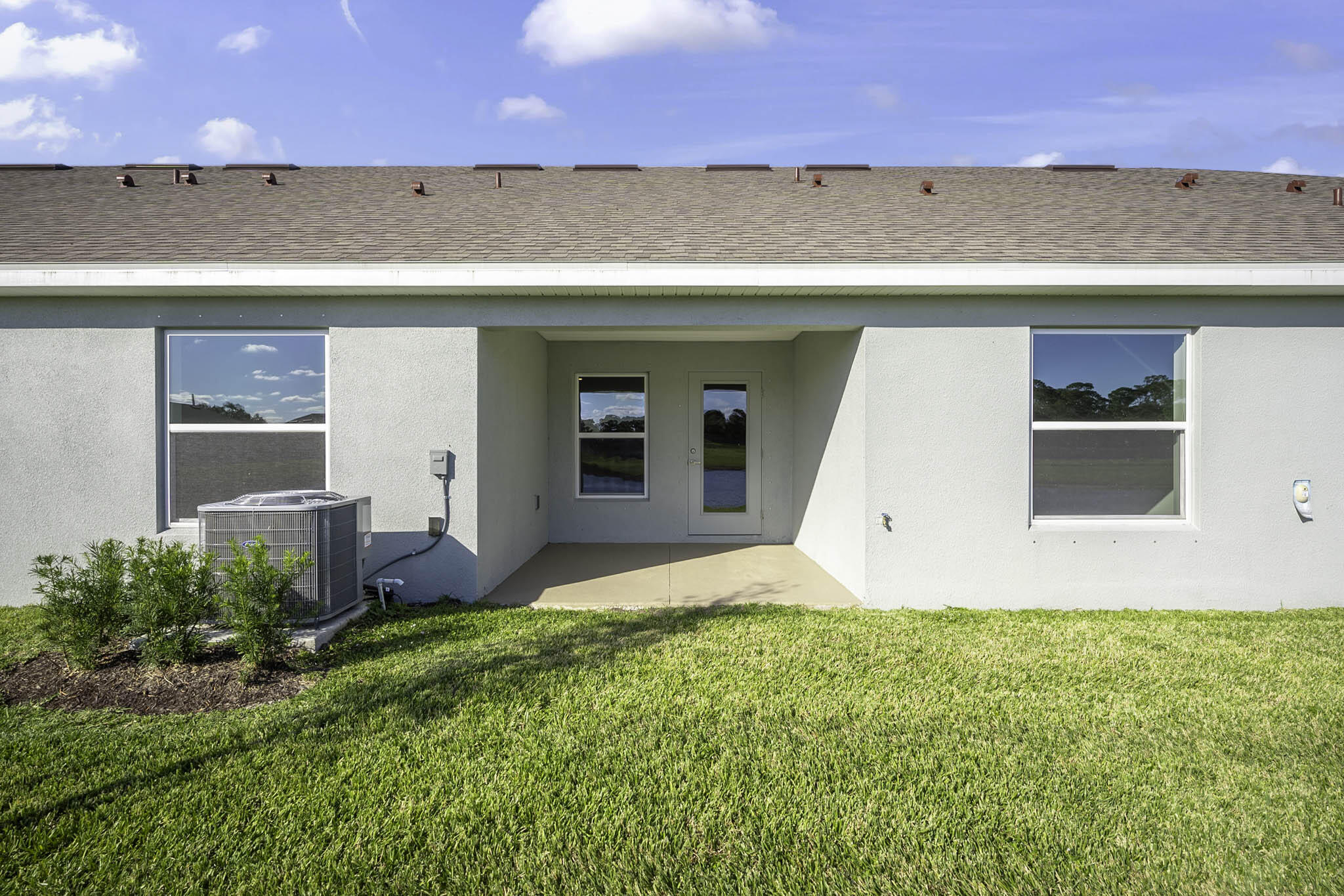 View details of listing 8626 Giovanni Avenue 8628, Fort Pierce, FL 34951 Fort Pierce with MLS#