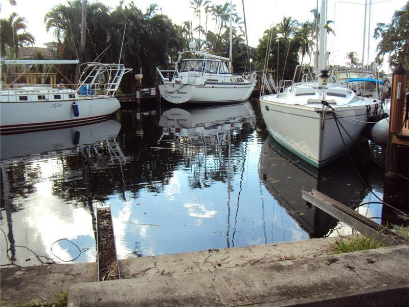 View details of listing 900 Guava Isle, Fort Lauderdale, FL 33315 Fort Lauderdale with MLS#