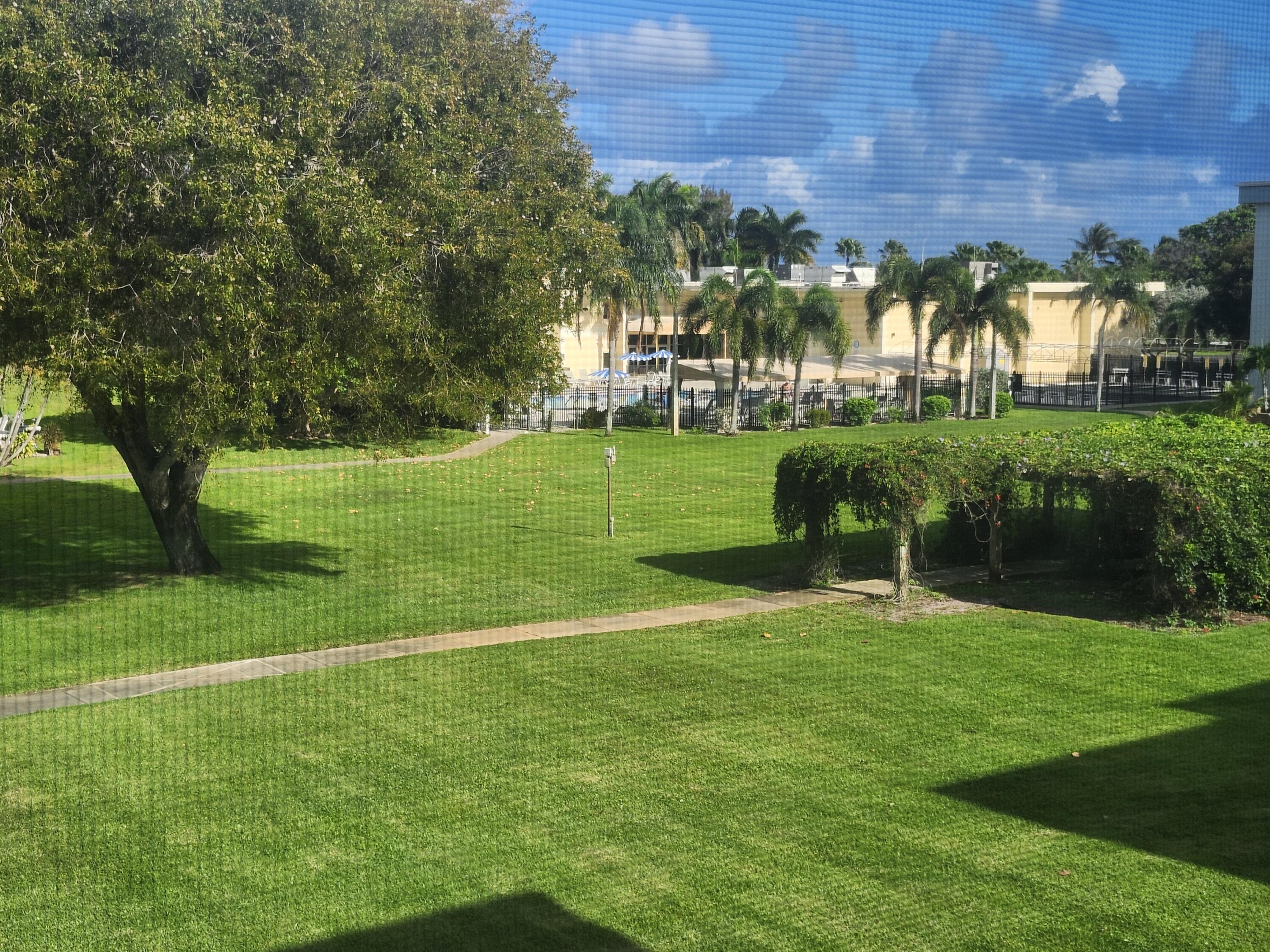 View details of listing 2600 NE 1st Lane 311, Boynton Beach, FL 33435 Boynton Beach with MLS#