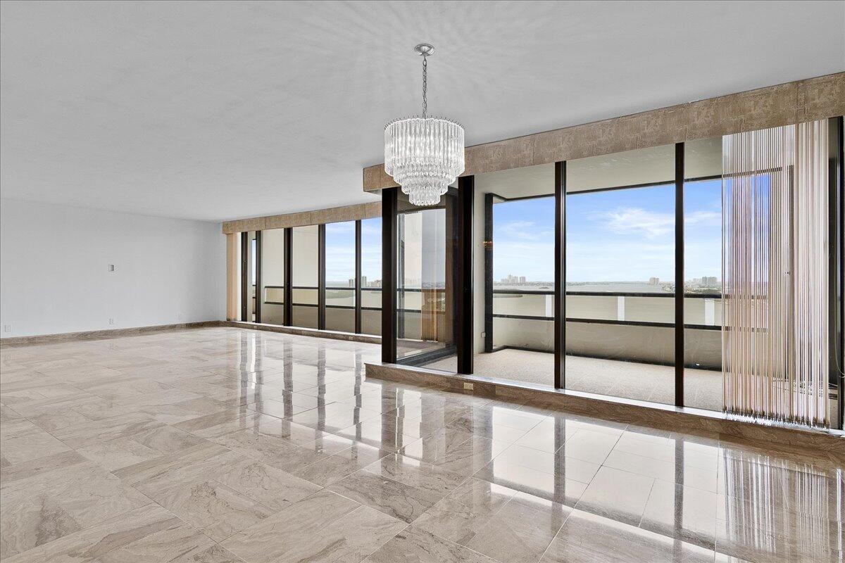 View details of listing 100 Lakeshore Drive 1955, North Palm Beach, FL 33408 North Palm Beach with MLS#