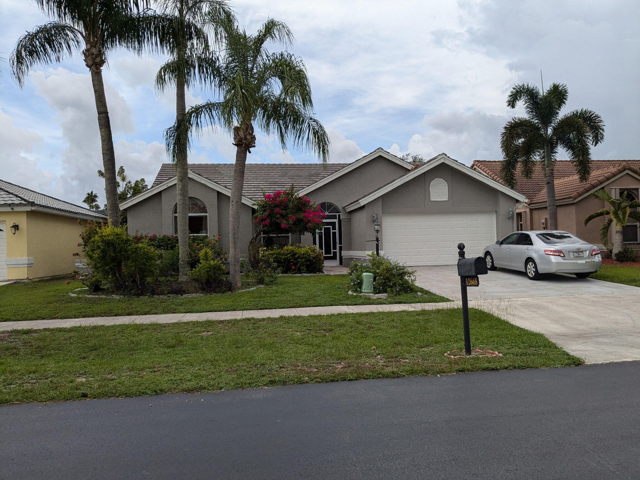 View details of listing 12668 White Coral Drive, Wellington, FL 33414 Wellington with MLS#
