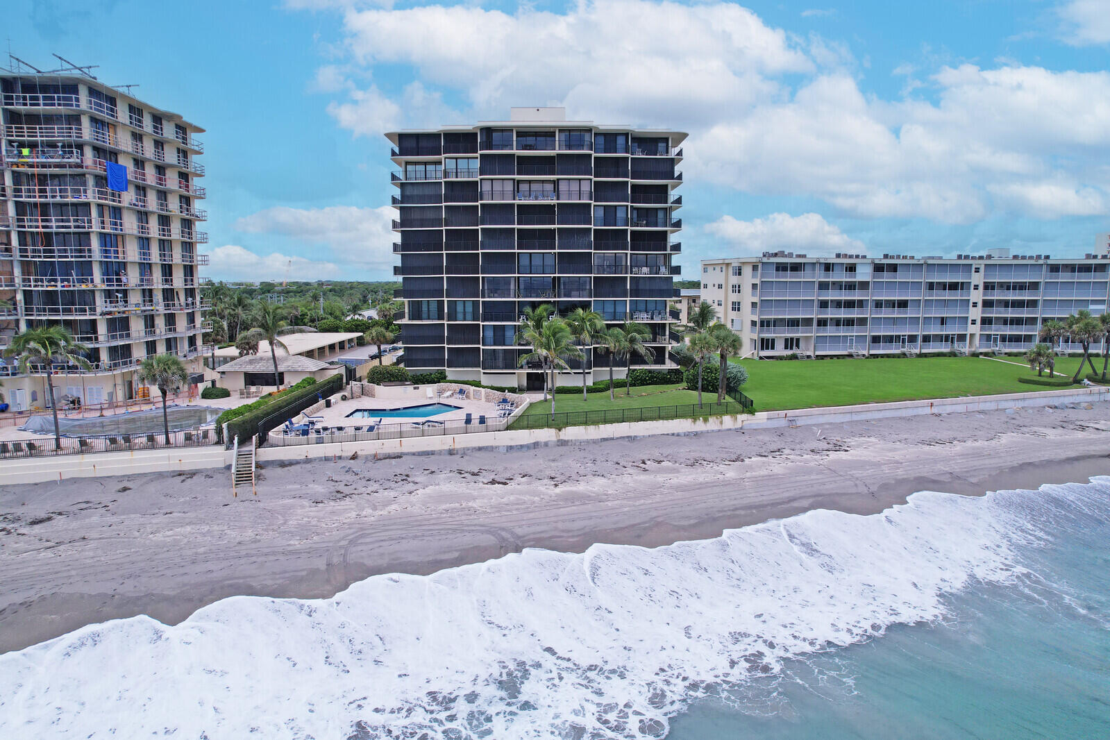 View details of listing 200 S Beach Road 802, Tequesta, FL 33469 Tequesta with MLS#