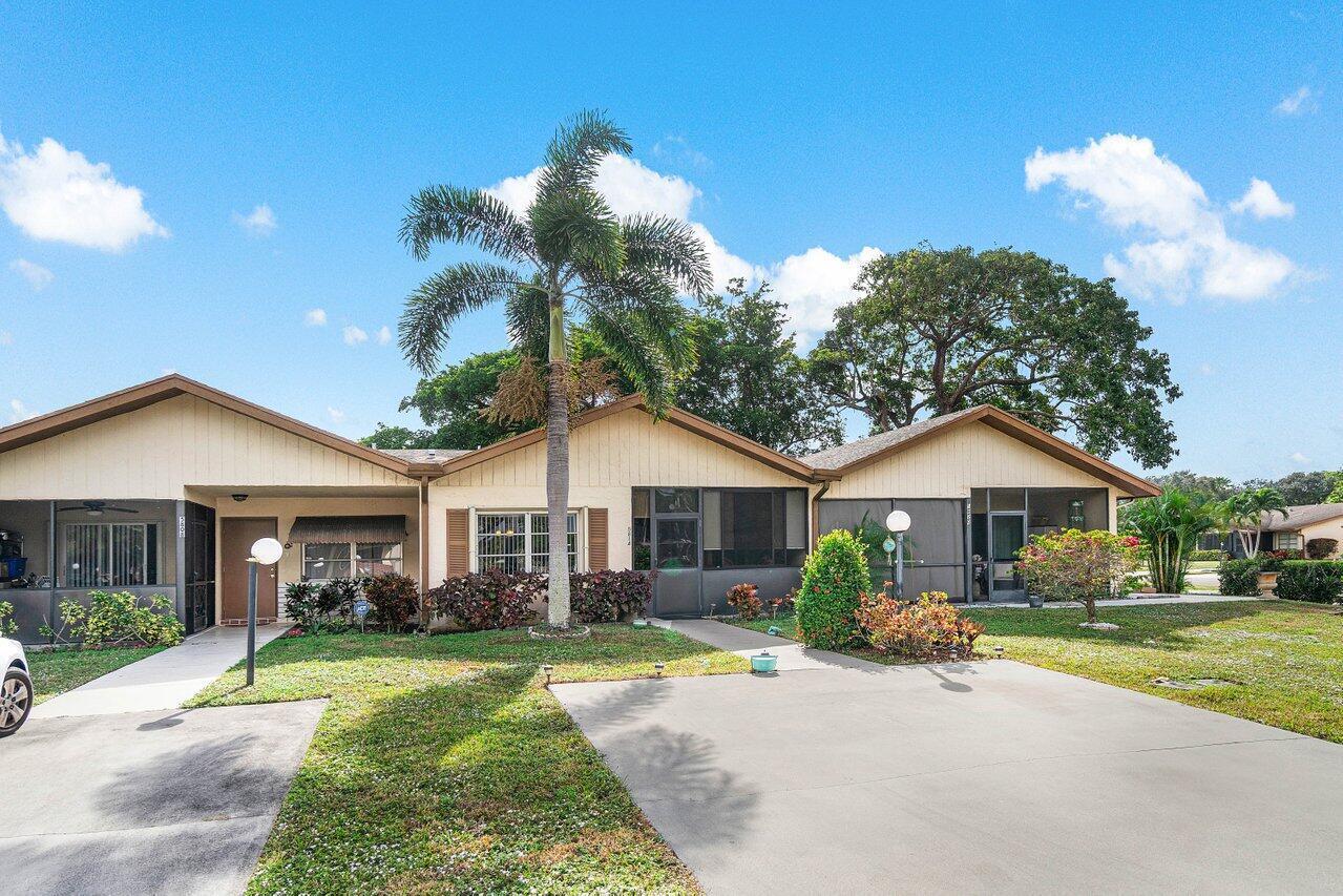View details of listing 5814 Doris Court, Delray Beach, FL 33484 Delray Beach with MLS#