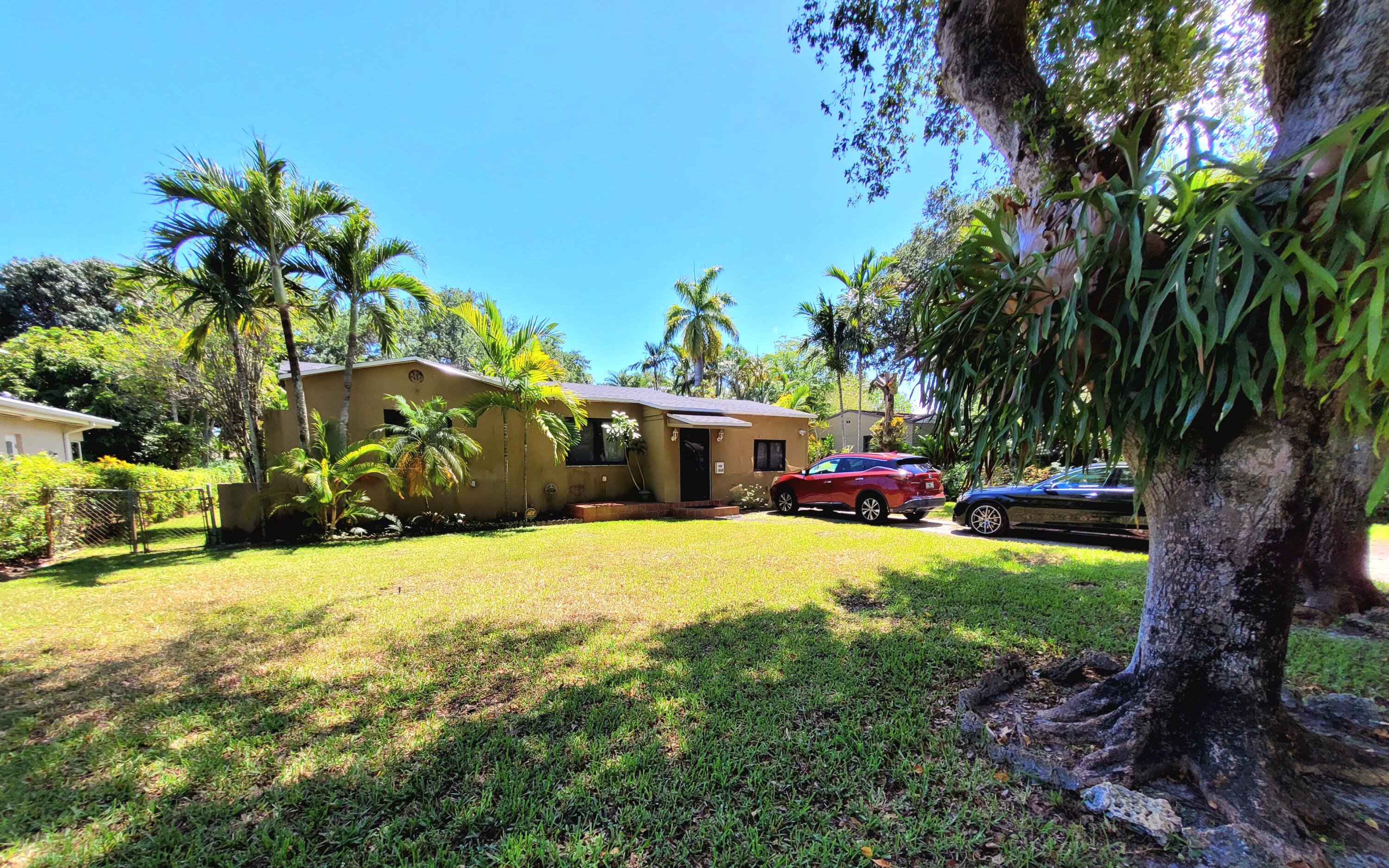 View details of listing 1060 NE 122nd Street, North Miami, FL 33161 North Miami with MLS#