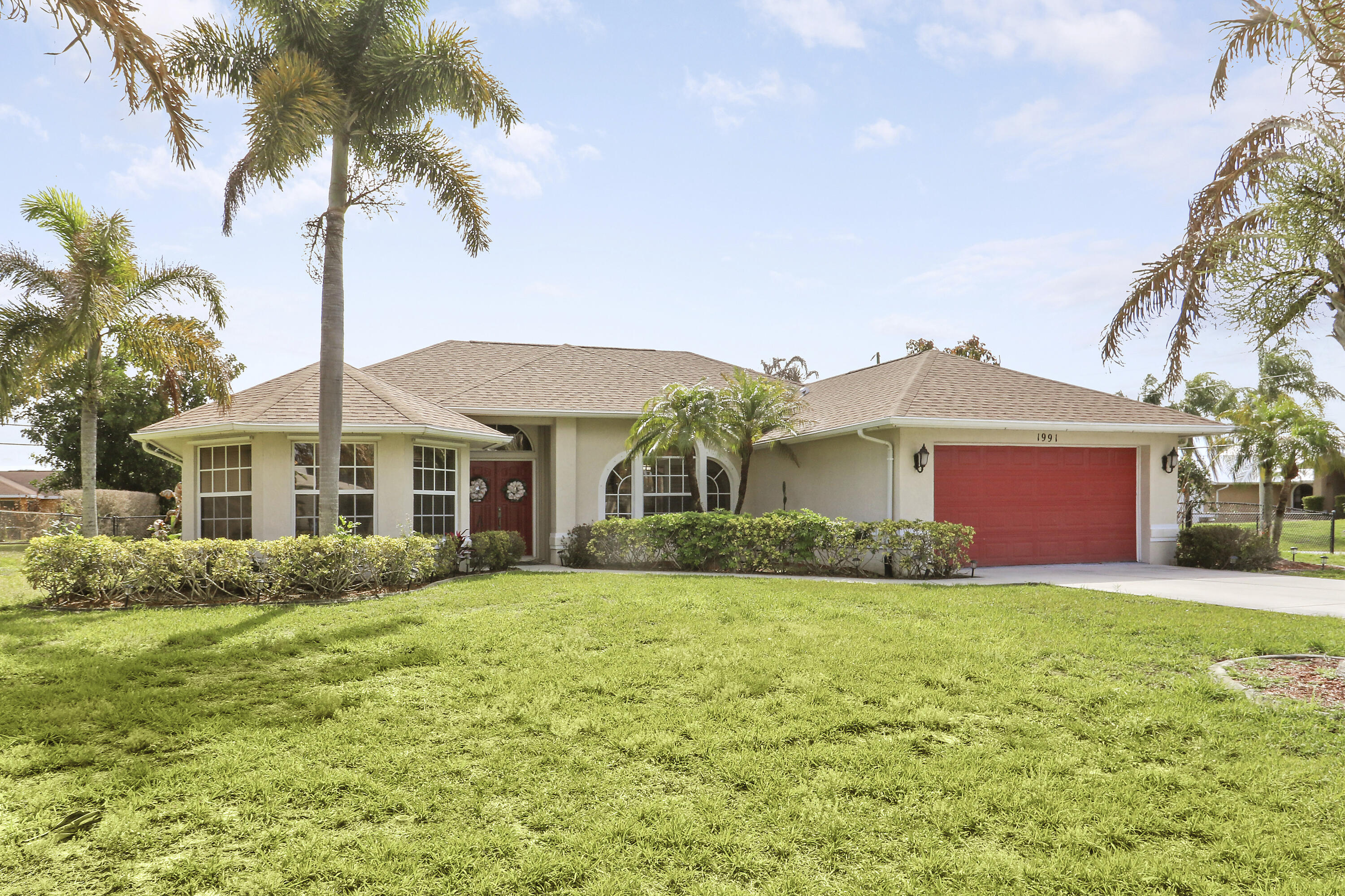 View details of listing 1991 SE Manth Lane, Port St. Lucie, FL 34983 Port St. Lucie with MLS#