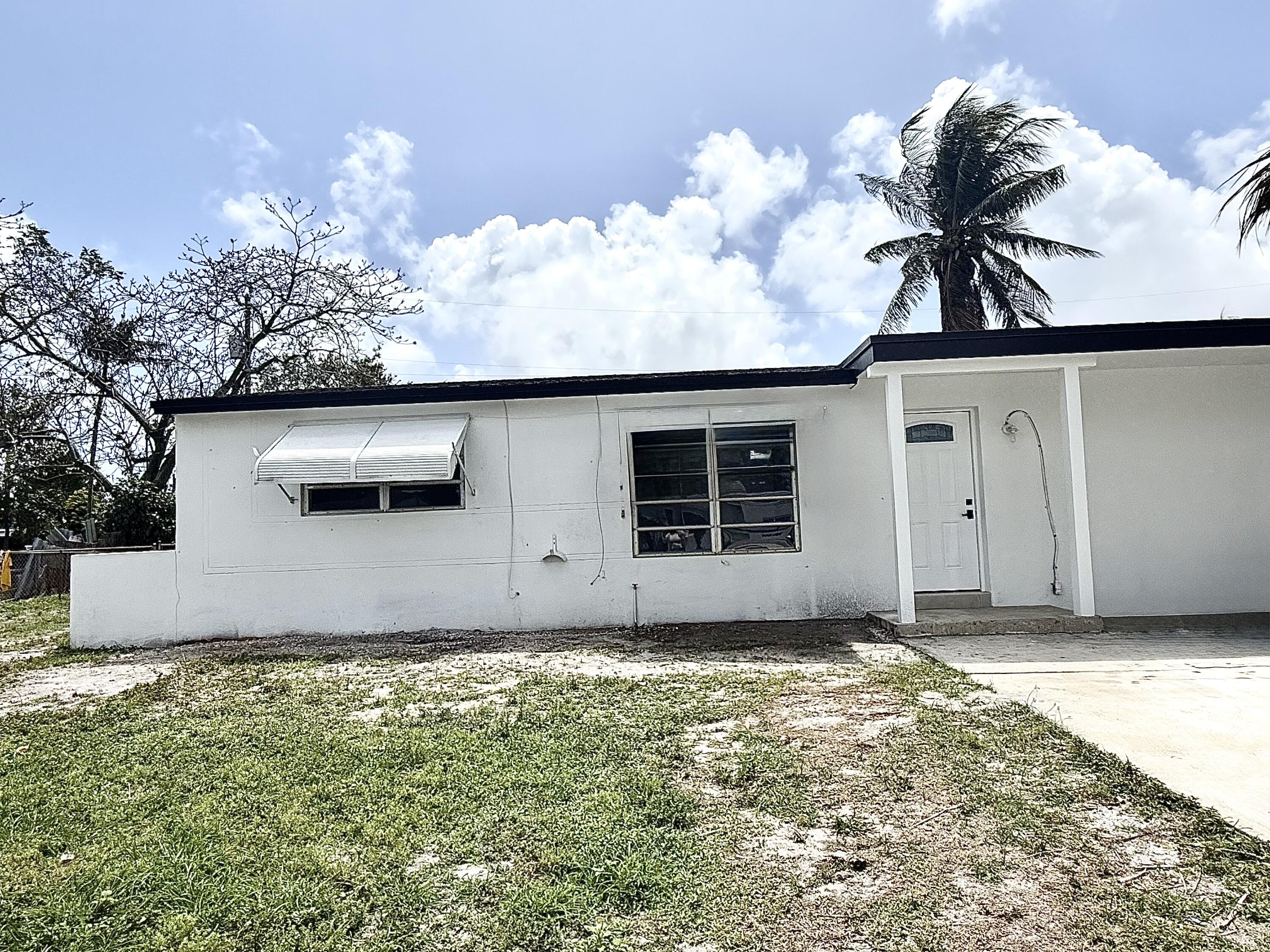 Listing  2018 Whitney Road, West Palm Beach, FL 33409, West Palm Beach, FL 33409