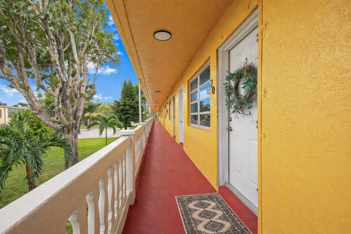 View details of listing 115 NE 202nd Terrace M20, Miami Gardens, FL 33179 Miami Gardens with MLS#