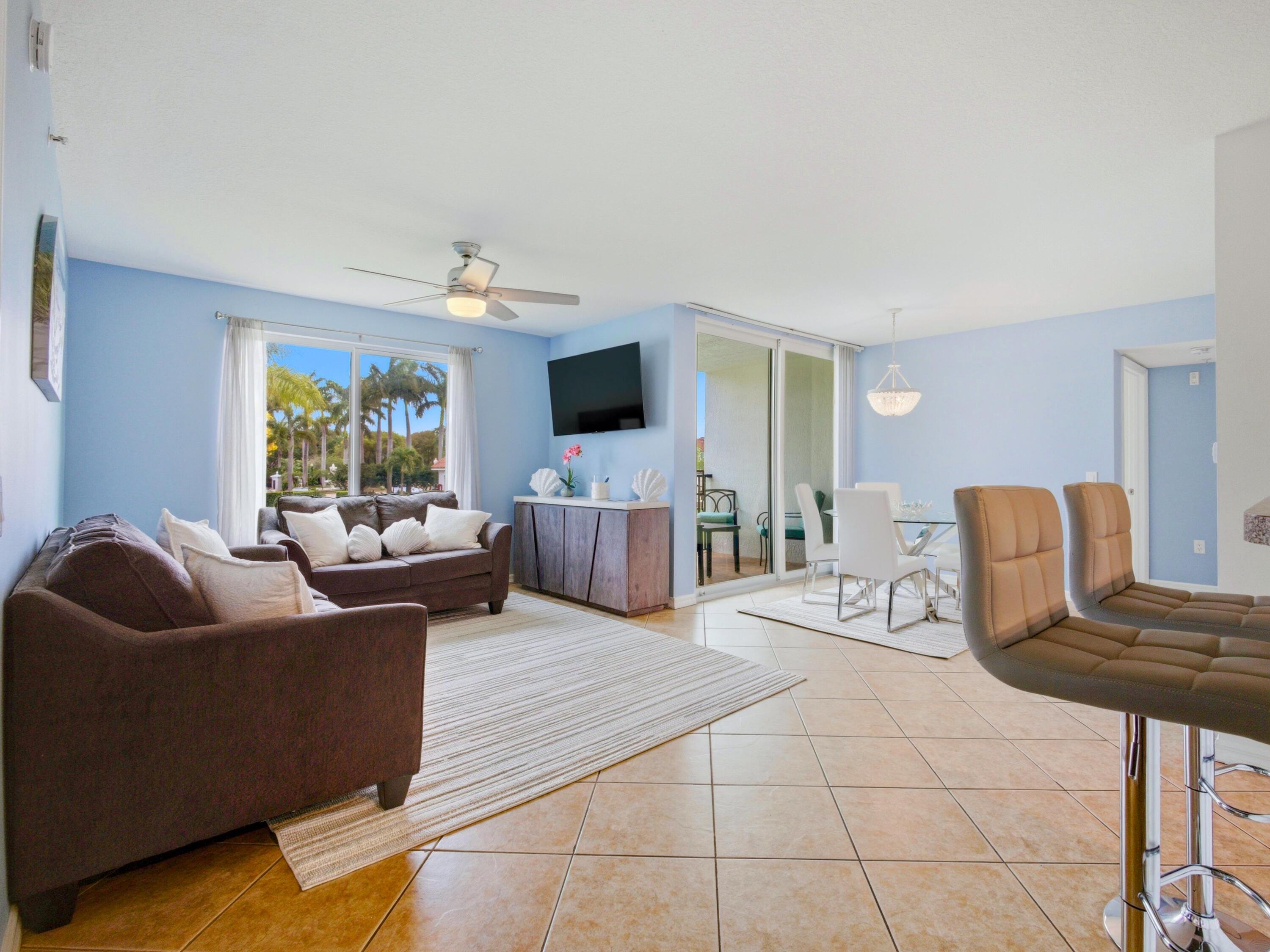 View details of listing 316 Villa Circle, Boynton Beach, FL 33435 Boynton Beach with MLS#