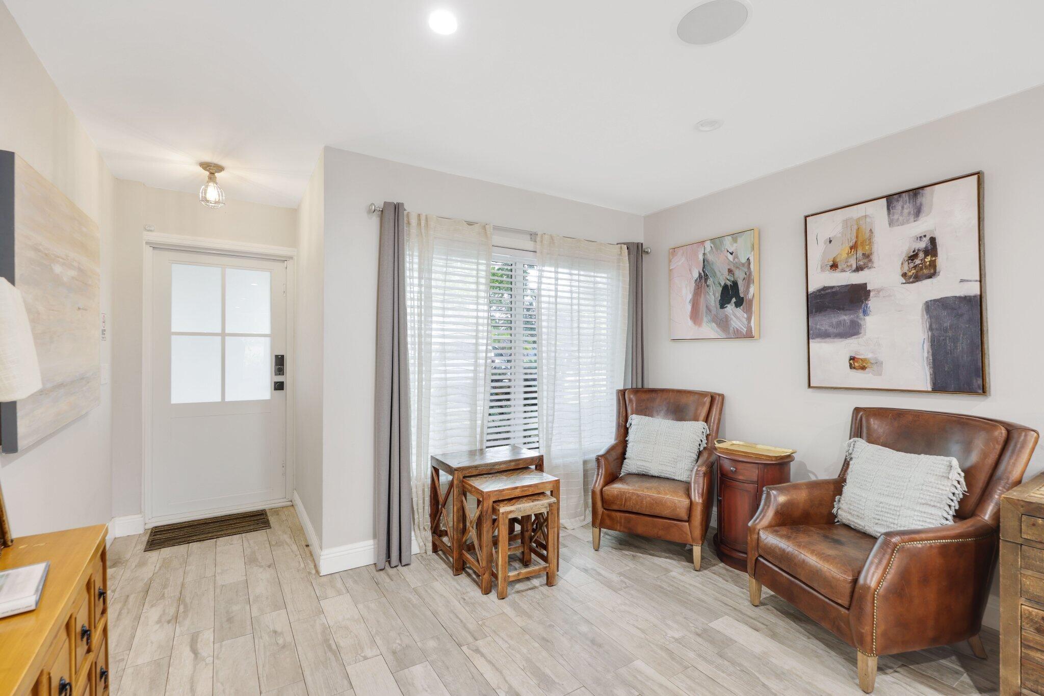View details of listing 513 Curlew Road, Delray Beach, FL 33444 Delray Beach with MLS#