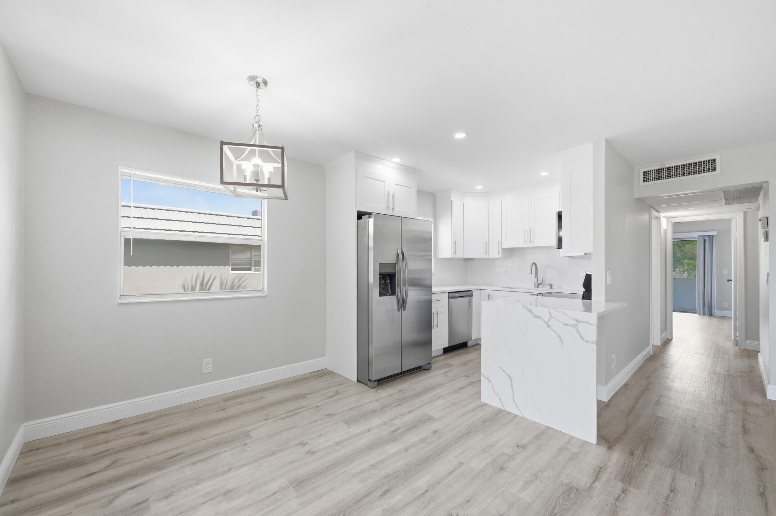 View details of listing 284 Flanders F, Delray Beach, FL 33484 Delray Beach with MLS#