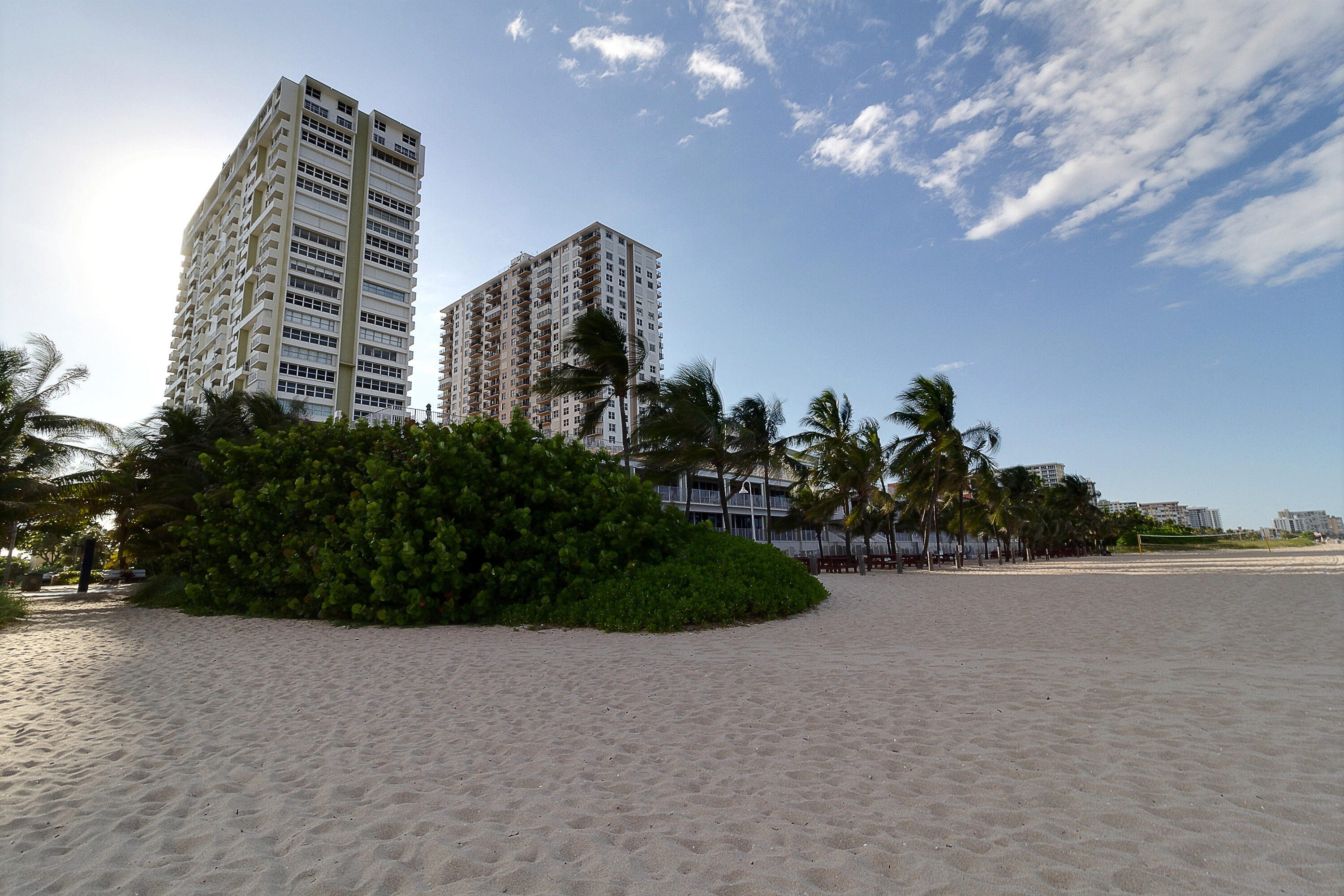 View details of listing 101 BRINY Avenue 409, Pompano Beach, FL 33062 Pompano Beach with MLS#
