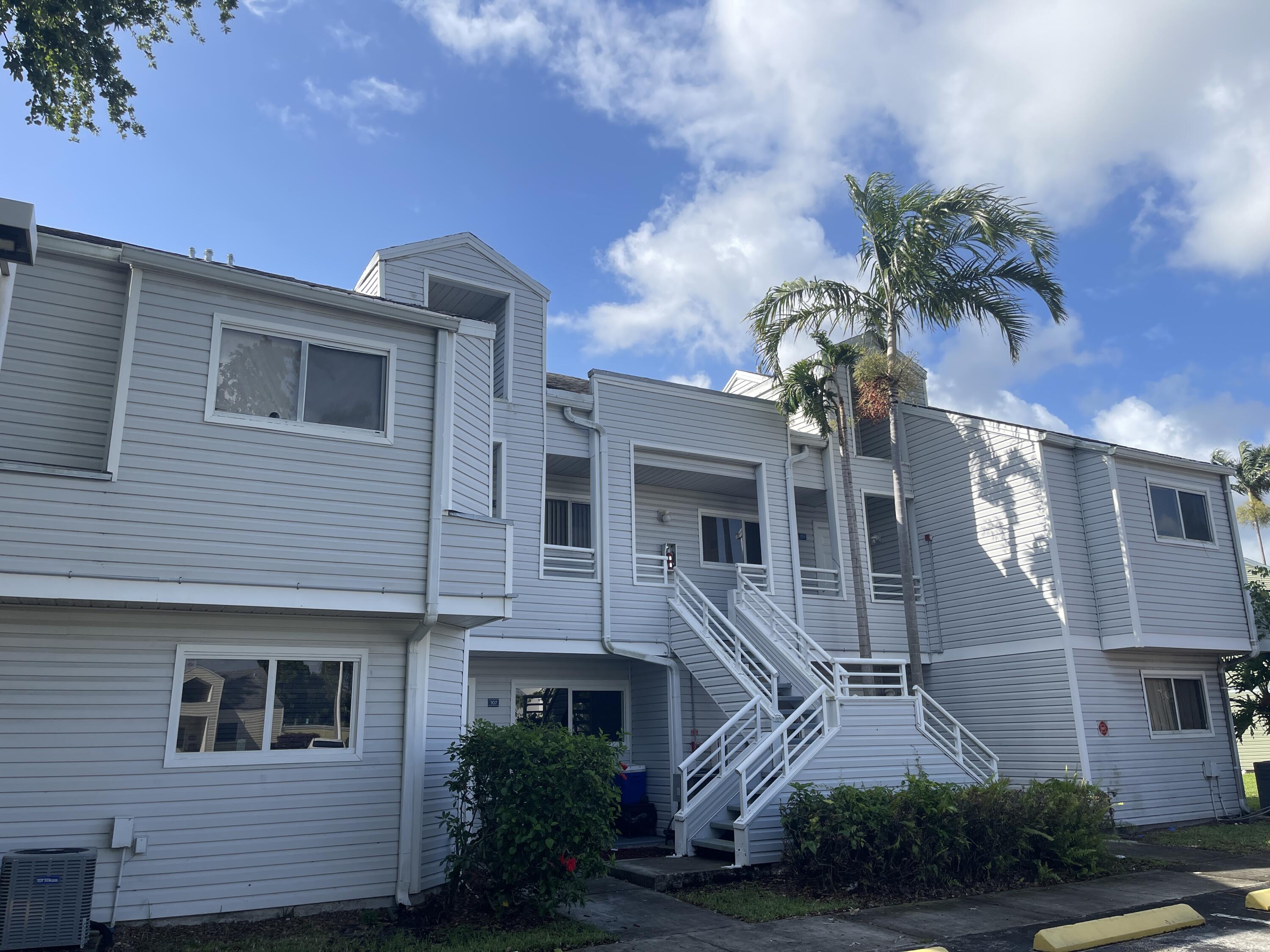 Listing  3445 NW 44th Street 206, Oakland Park, FL 33309, Oakland Park, FL 33309