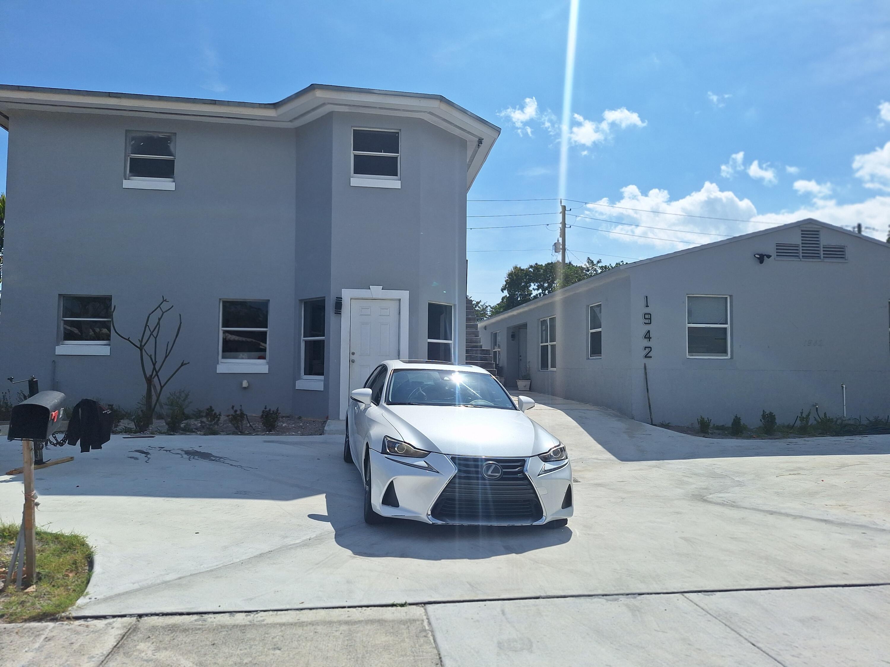 Listing  1942 Buchanan Street, Hollywood, FL 33020, Hollywood, FL 33020
