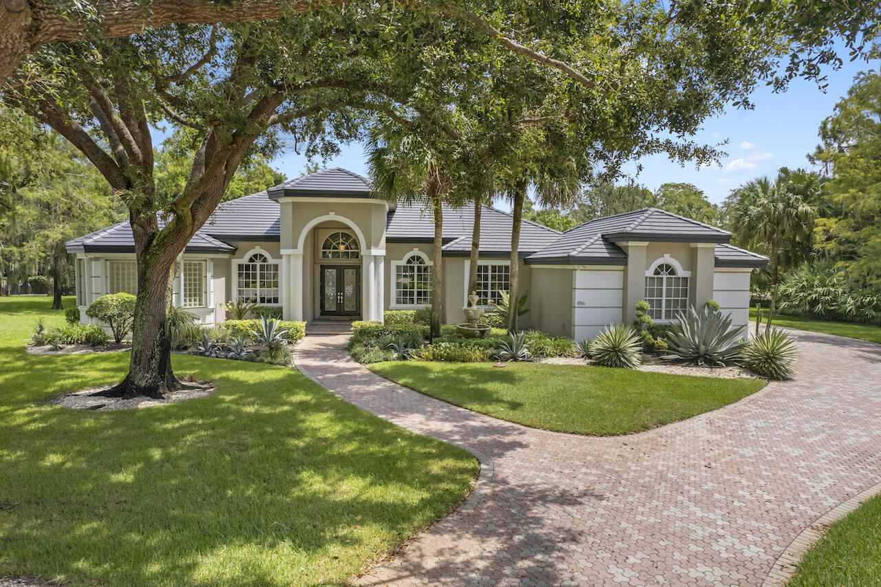 View details of listing 856 Forest Glen Lane, Wellington, FL 33414 Wellington with MLS#