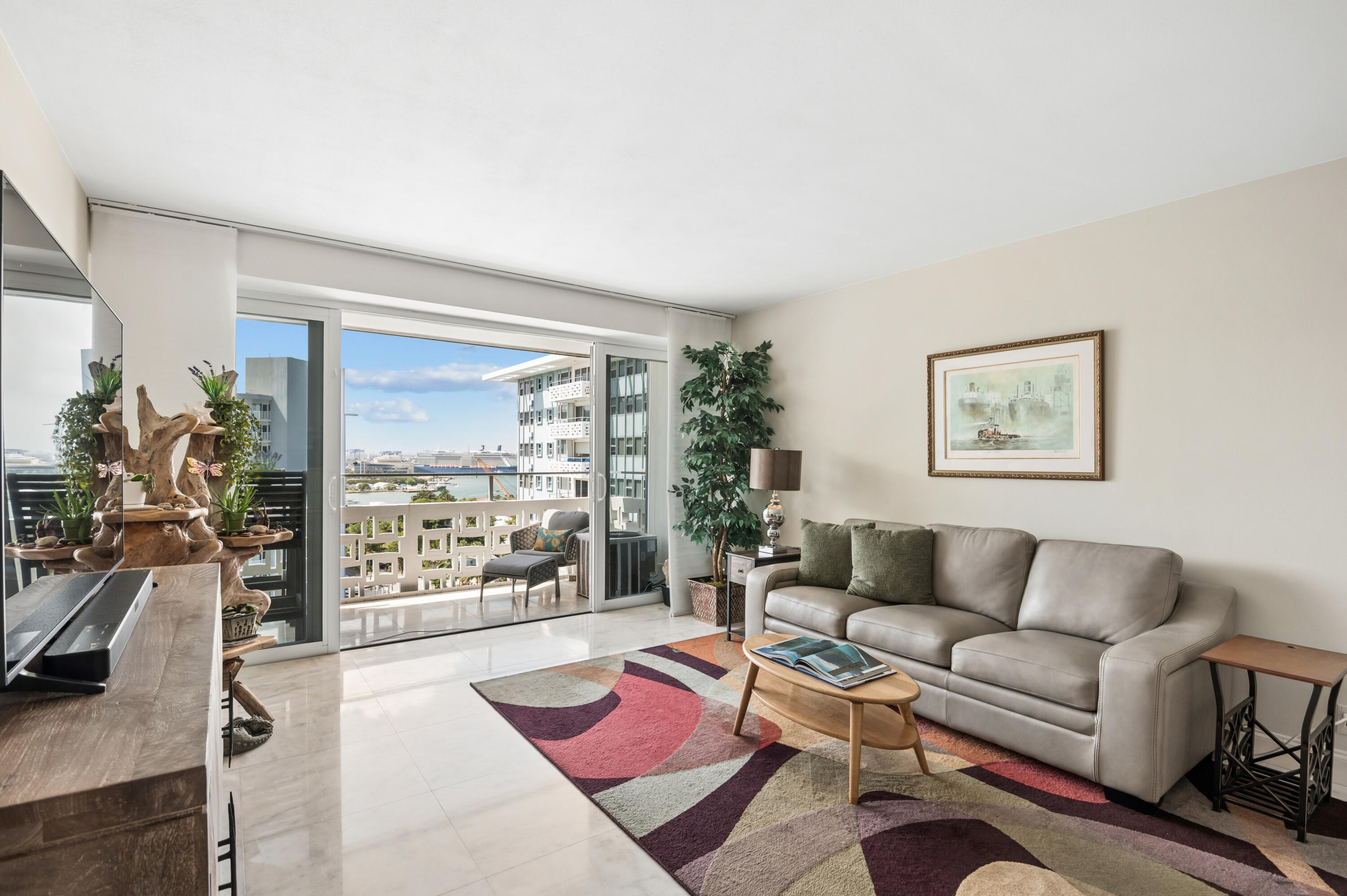 View details of listing 1900 S Ocean Drive 1504, Fort Lauderdale, FL 33316 Fort Lauderdale with MLS#