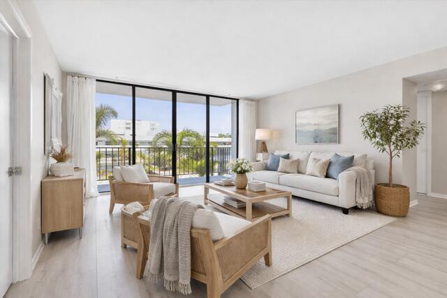 Listing  3800 Washington Road 310, West Palm Beach, FL 33405, West Palm Beach, FL 33405
