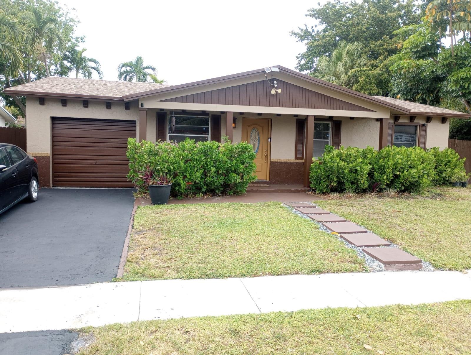 View details of listing 8241 SW 4th Court, North Lauderdale, FL 33068 North Lauderdale with MLS#