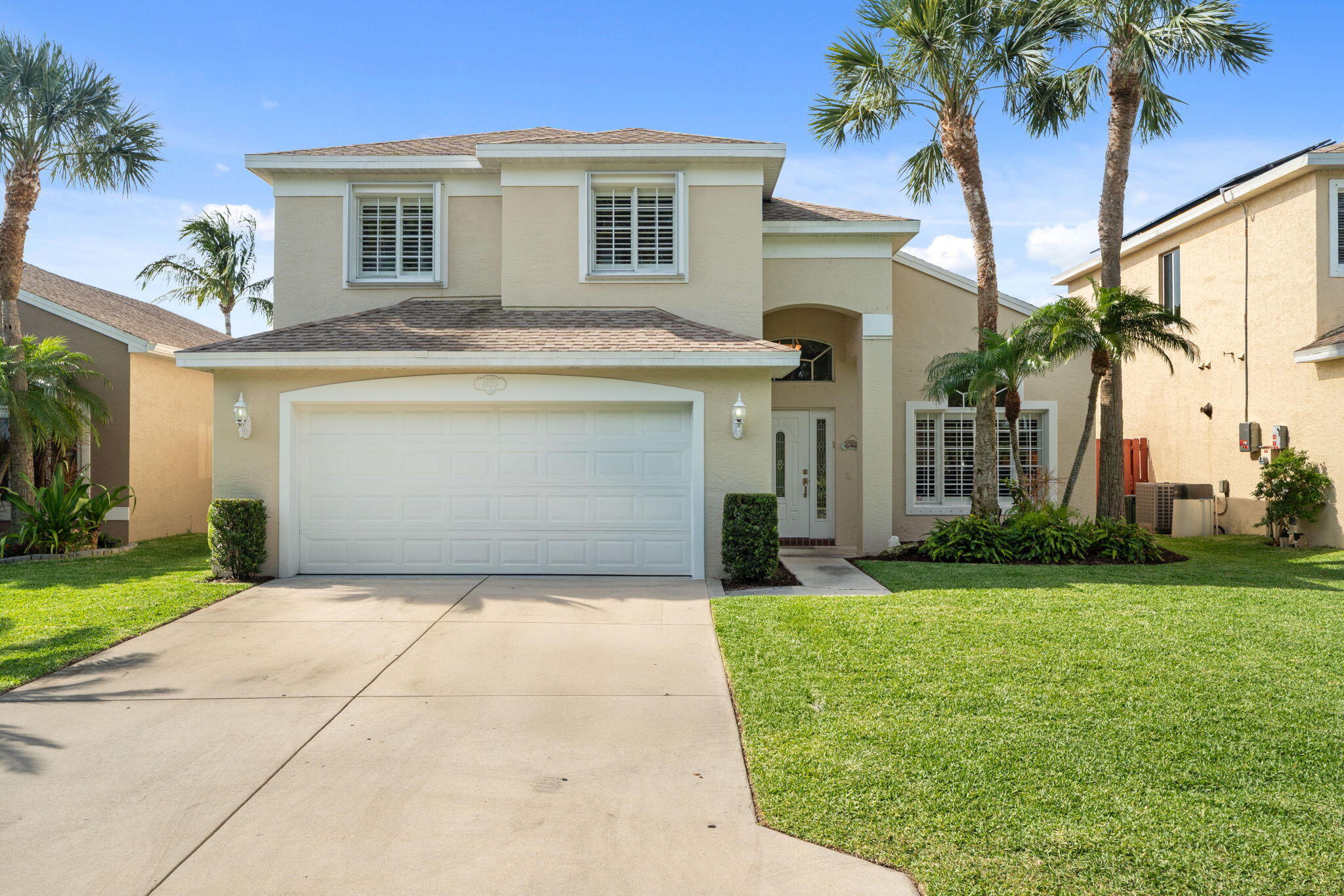 View details of listing 4620 SE Winter Haven Court, Stuart, FL 34997 Stuart with MLS#