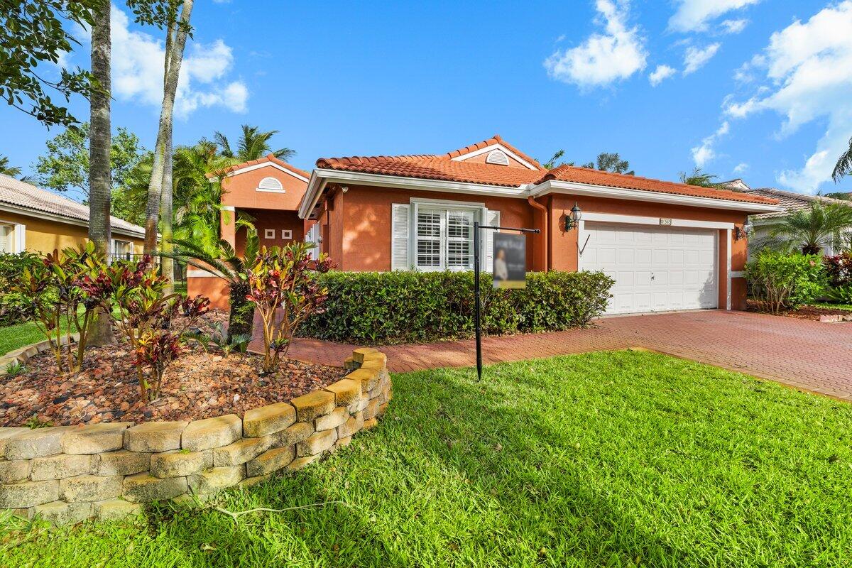 View details of listing 363 SW 161st Avenue, Pembroke Pines, FL 33027 Pembroke Pines with MLS#
