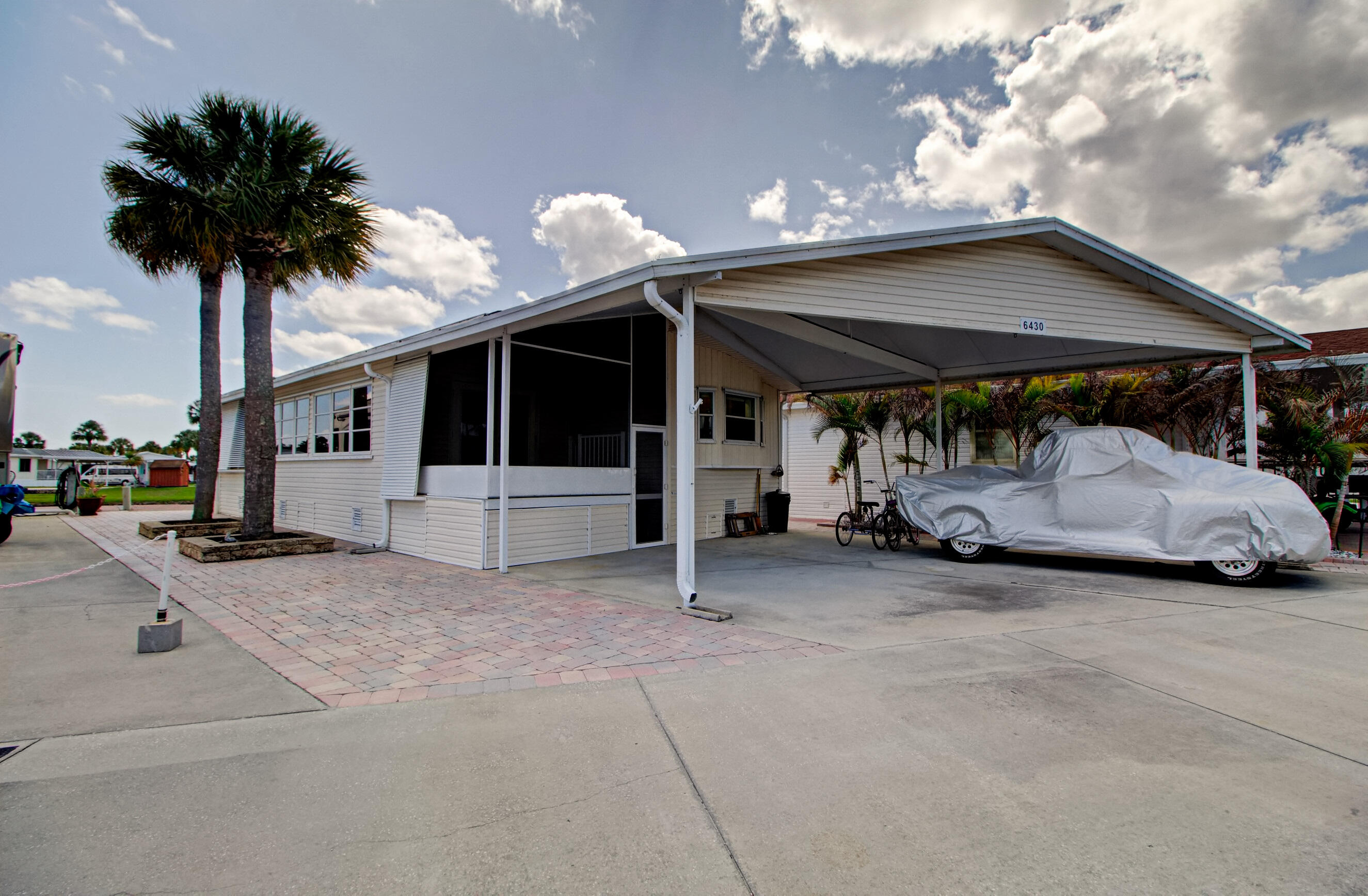 View details of listing 6430 SE 51st Street, Okeechobee, FL 34974 Okeechobee with MLS# 