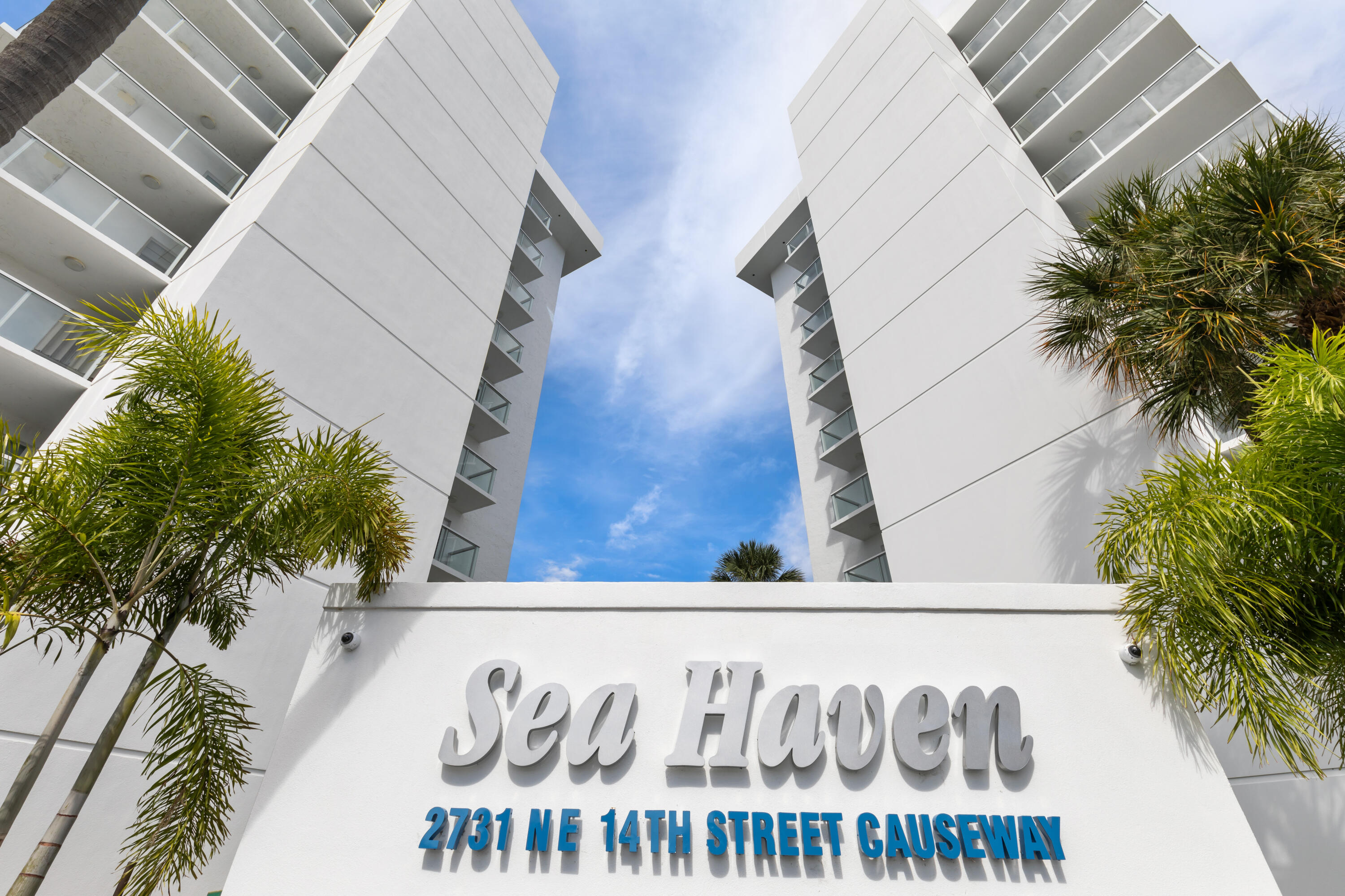 View details of listing 2731 NE 14th Street Causeway NE Apt 612, Pompano Beach, FL 33062 Pompano Beach with MLS# 