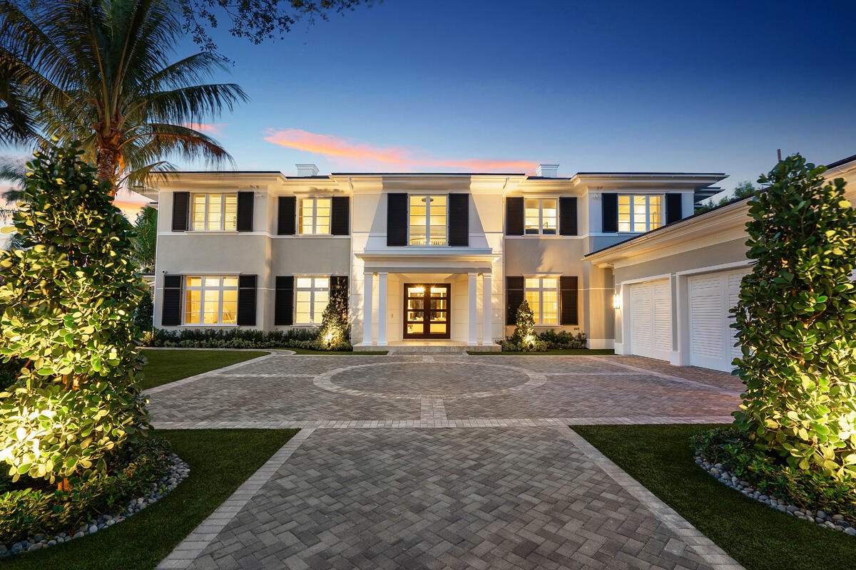 View details of listing 133 W Coconut Palm Road, Boca Raton, FL 33432 Boca Raton with MLS# 