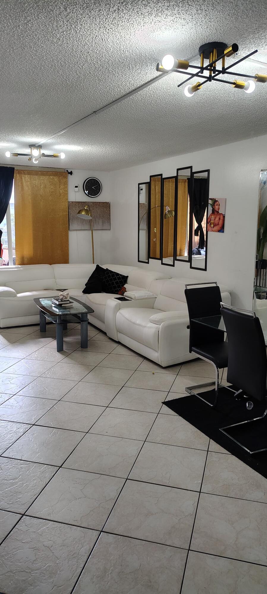 View details of listing 3141 NW 47th Terrace 332, Lauderdale Lakes, FL 33319 Lauderdale Lakes with MLS# 
