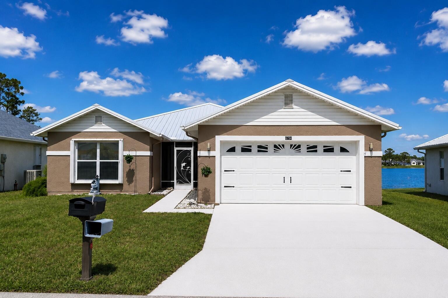 View details of listing 6794 Picante Circle, Fort Pierce, FL 34951 Fort Pierce with MLS# 