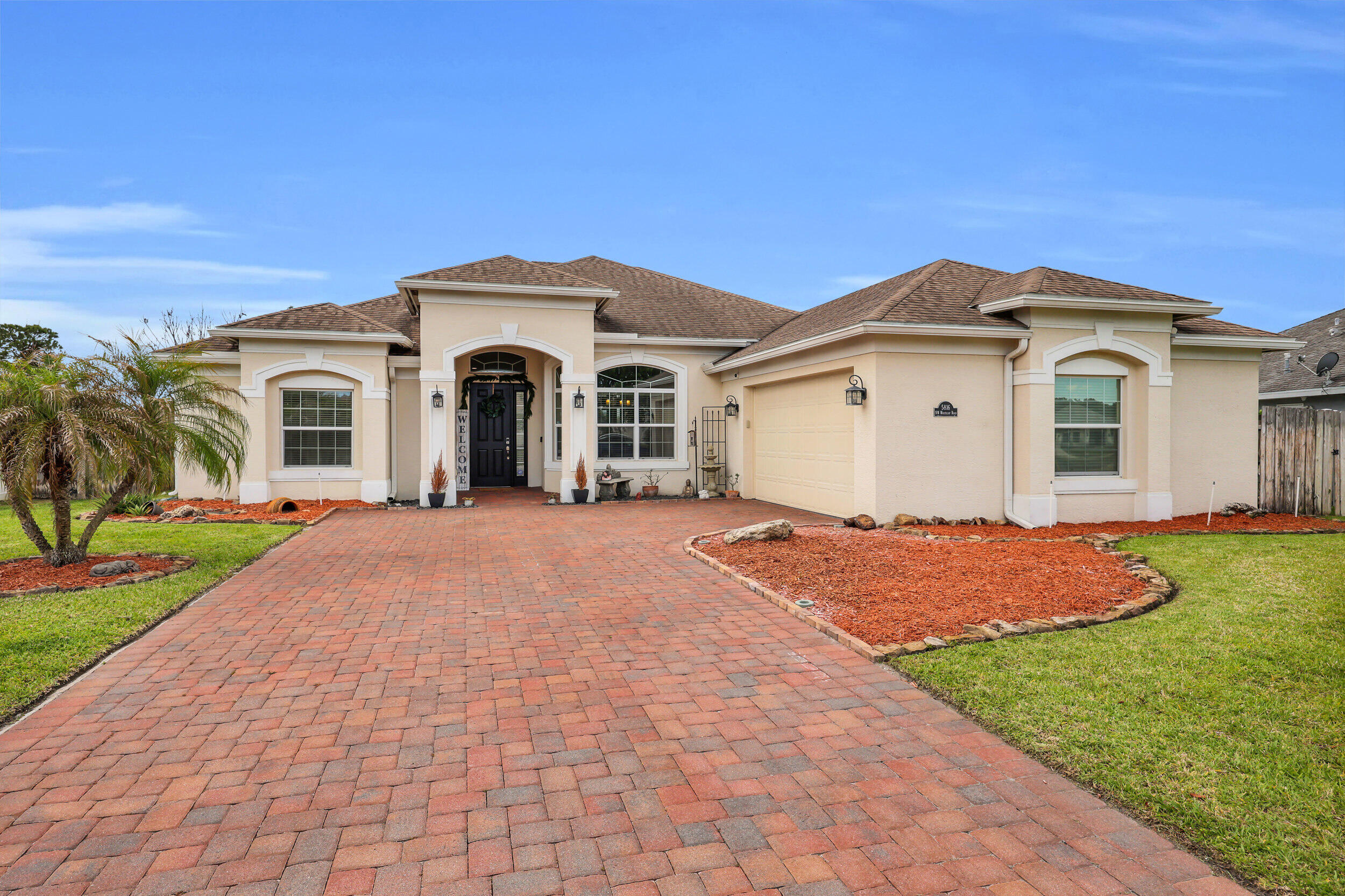 View details of listing 5816 NW Whitecap Road, Port St. Lucie, FL 34986 Port St. Lucie with MLS# 