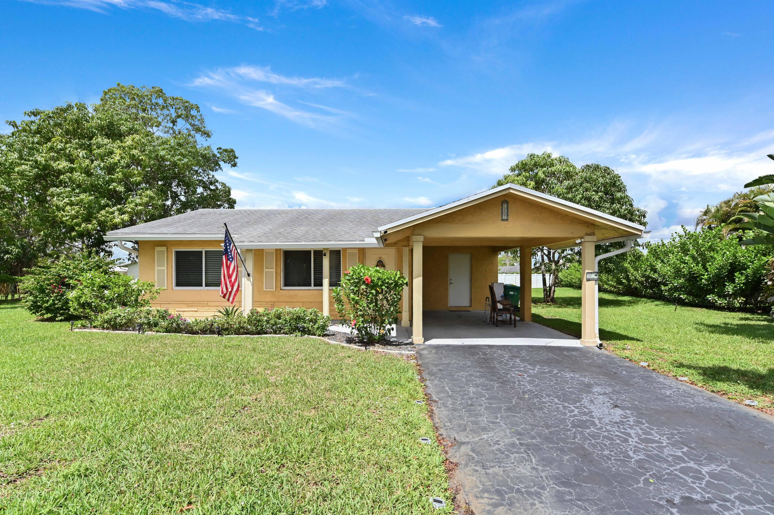 View details of listing 7207 NW 92nd Avenue, Tamarac, FL 33321 Tamarac with MLS#