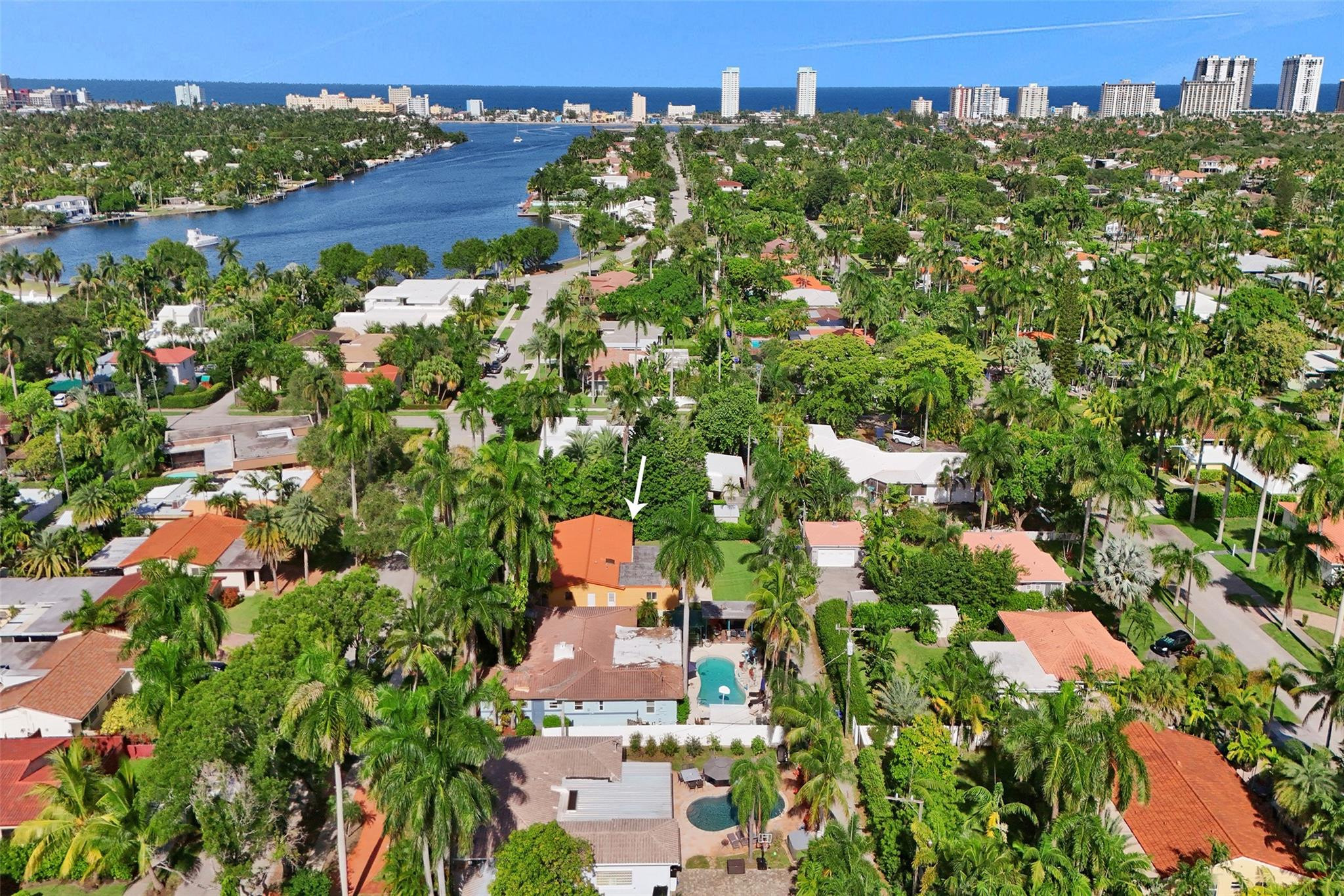 View details of listing 1316 Madison Street, Hollywood, FL 33019 Hollywood with MLS#